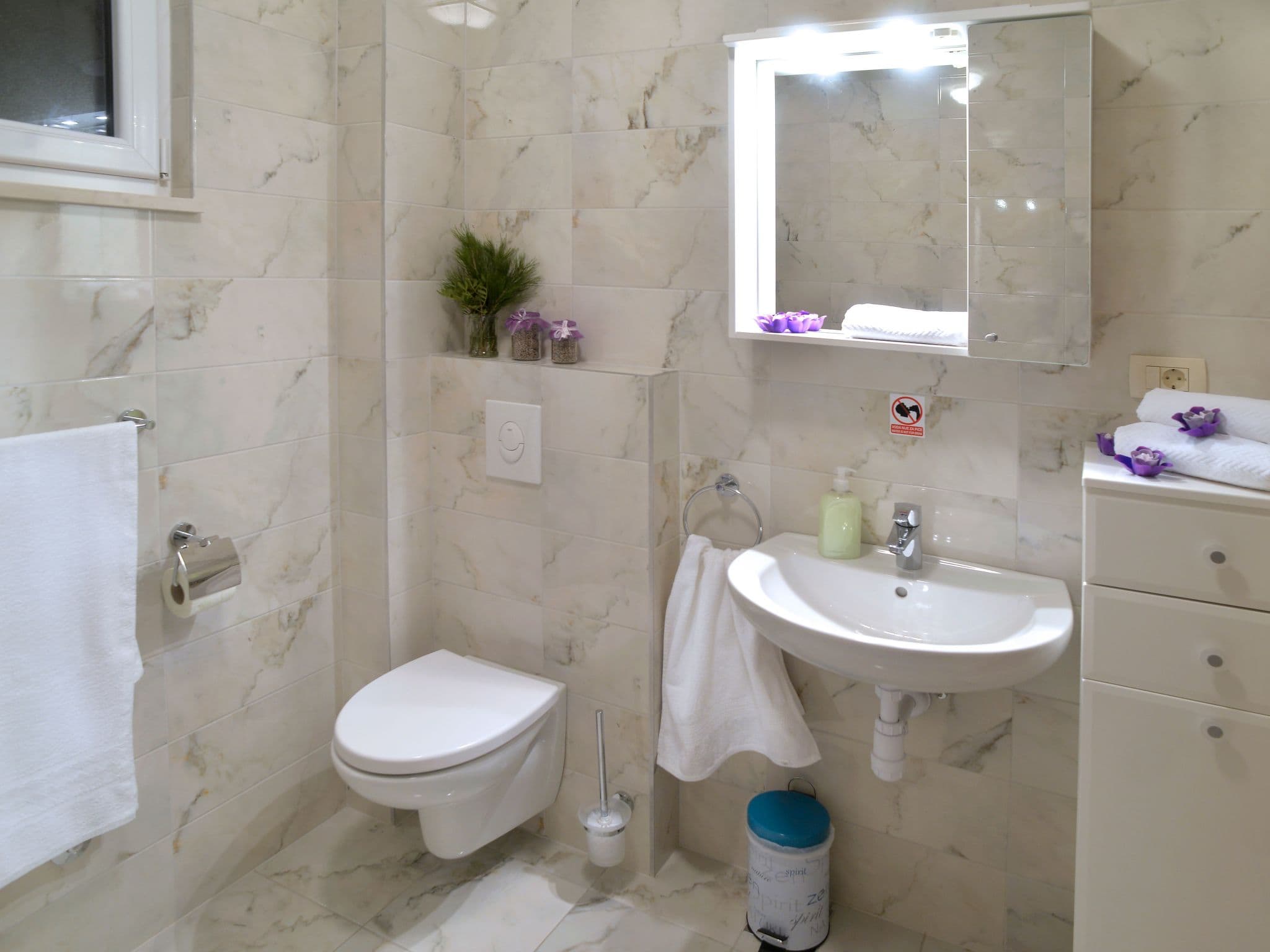 Bathroom / Wellness