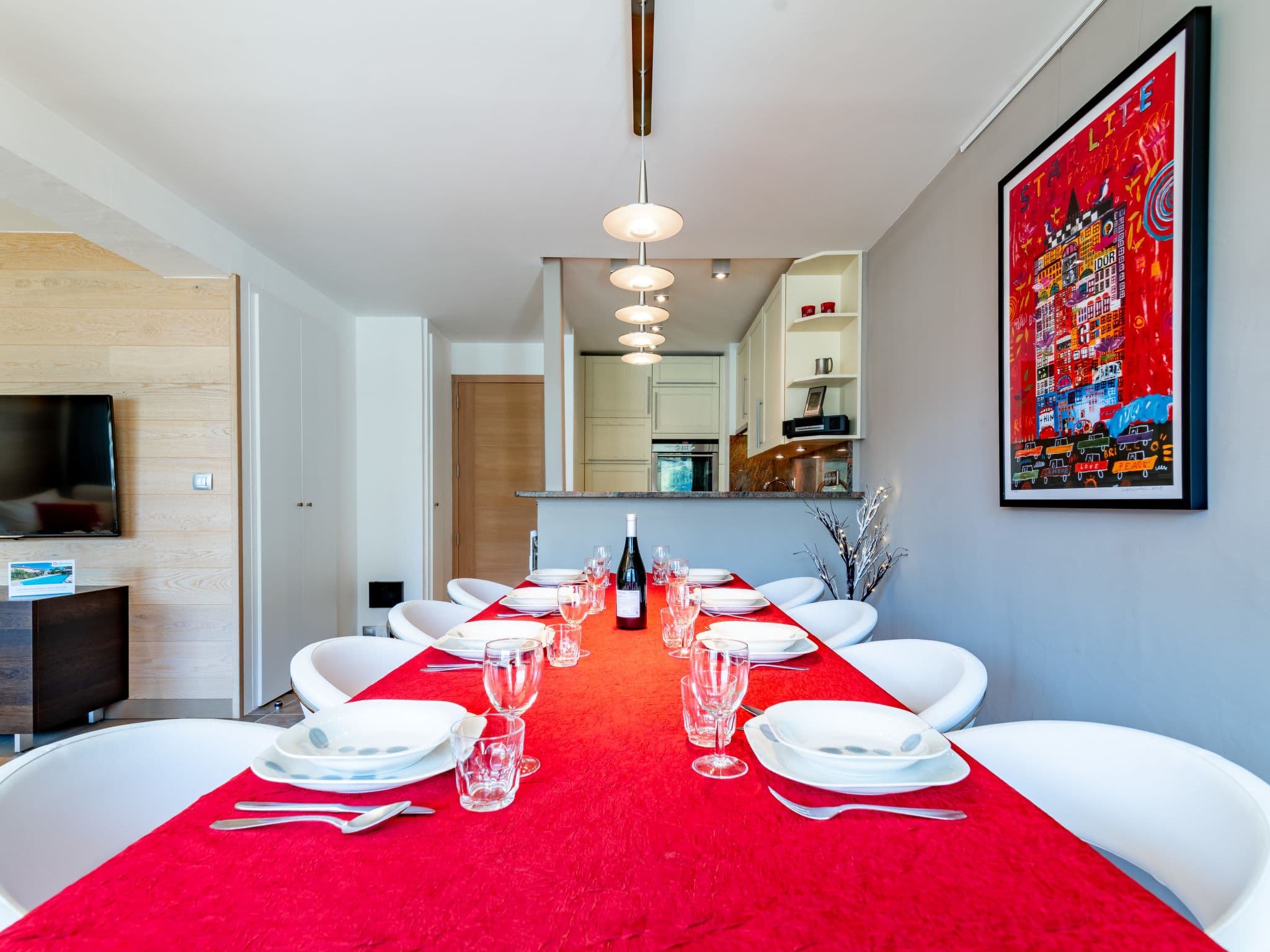 Kitchen / Dining Room