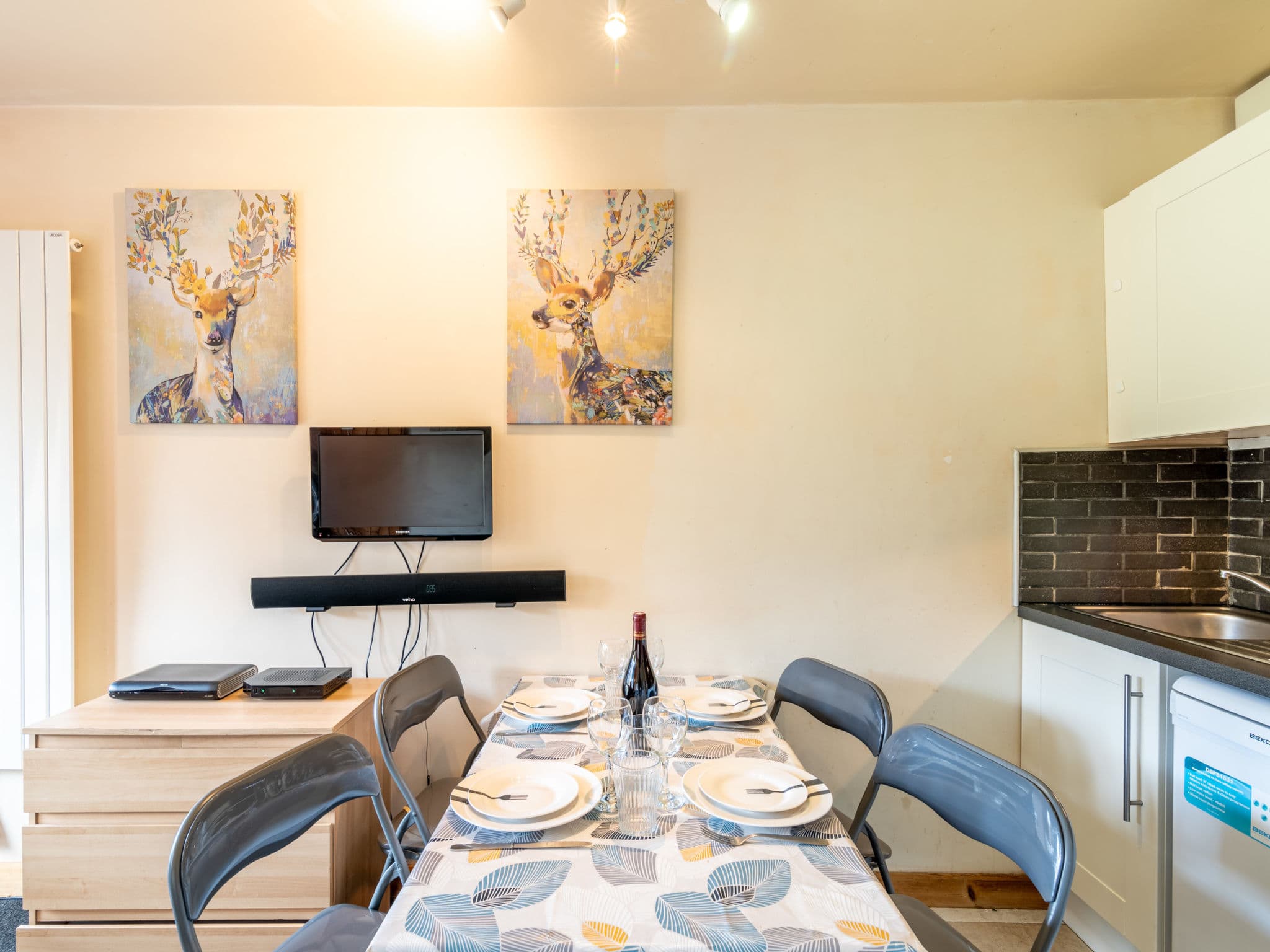 Kitchen / Dining Room