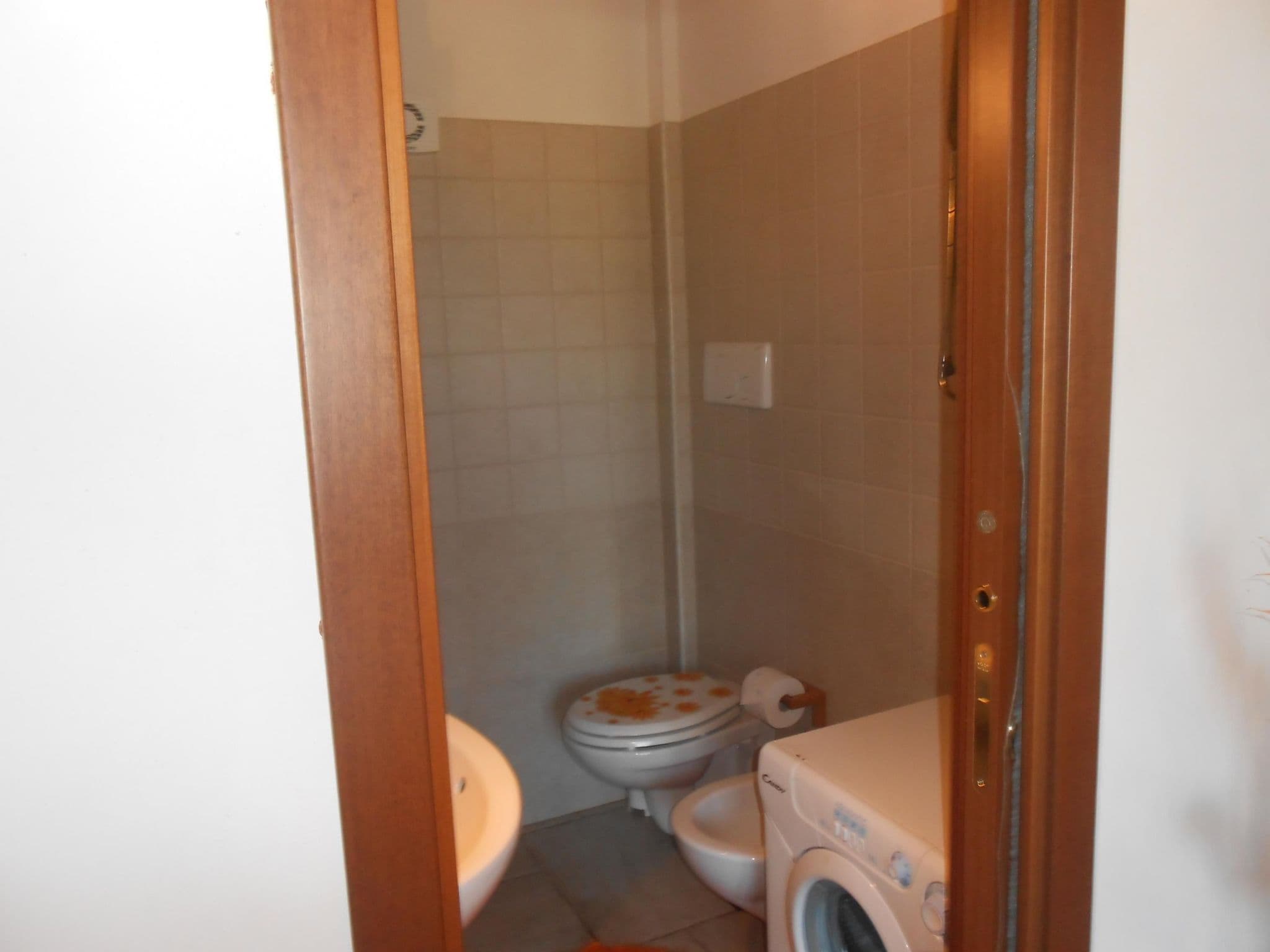 Gallery Image 16