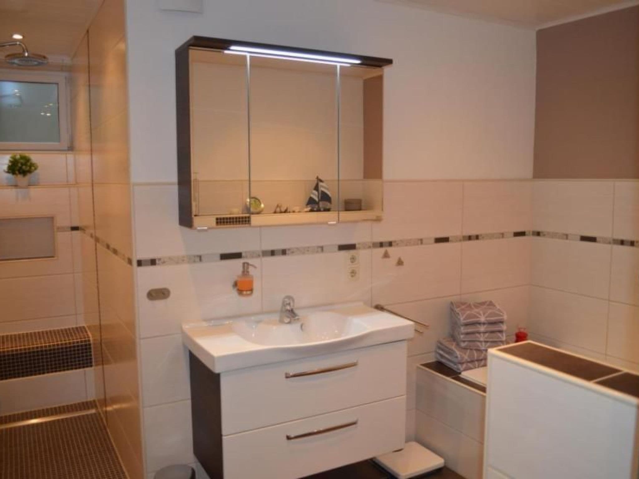 Gallery Image 20