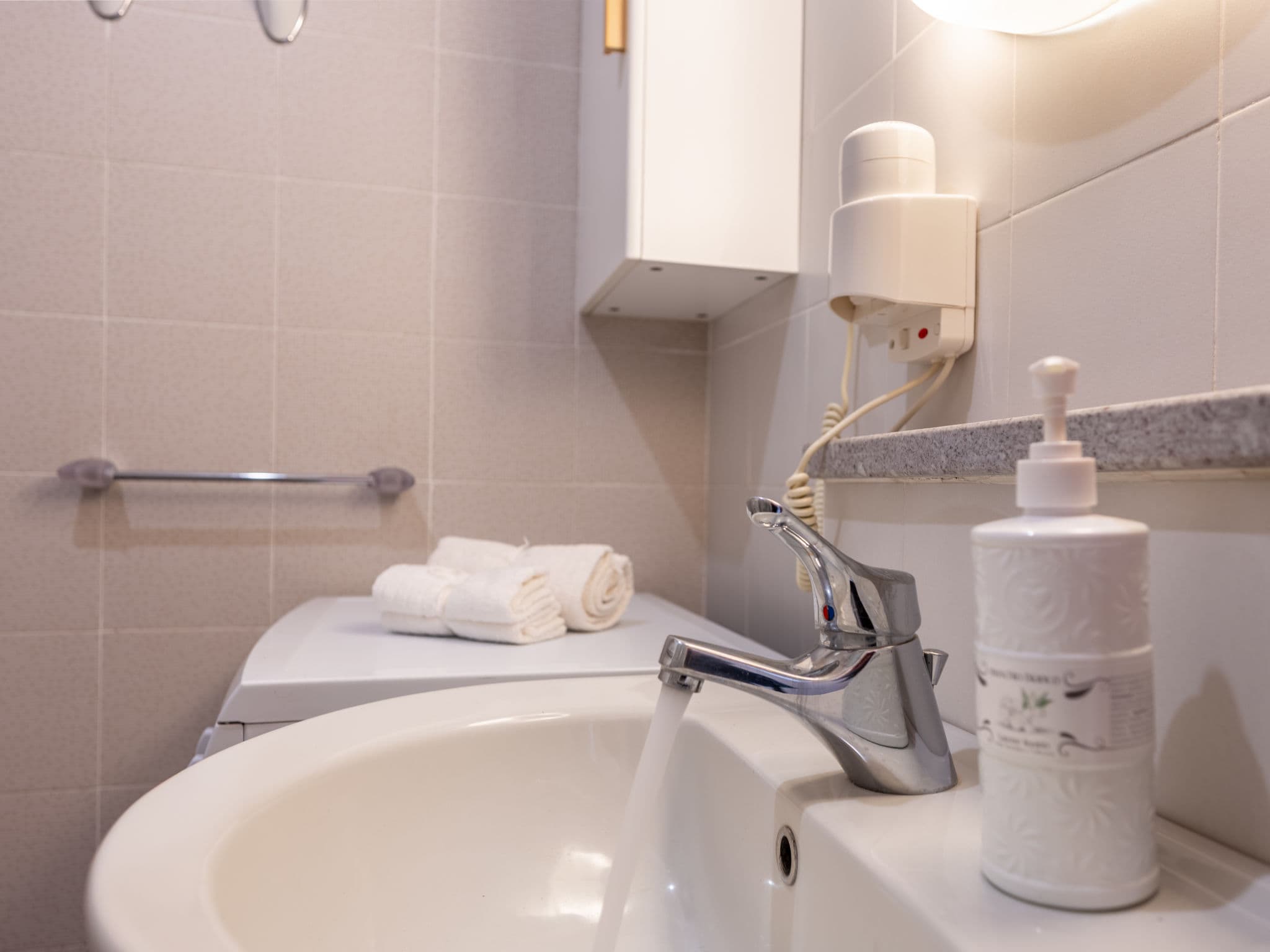 Bathroom / Wellness