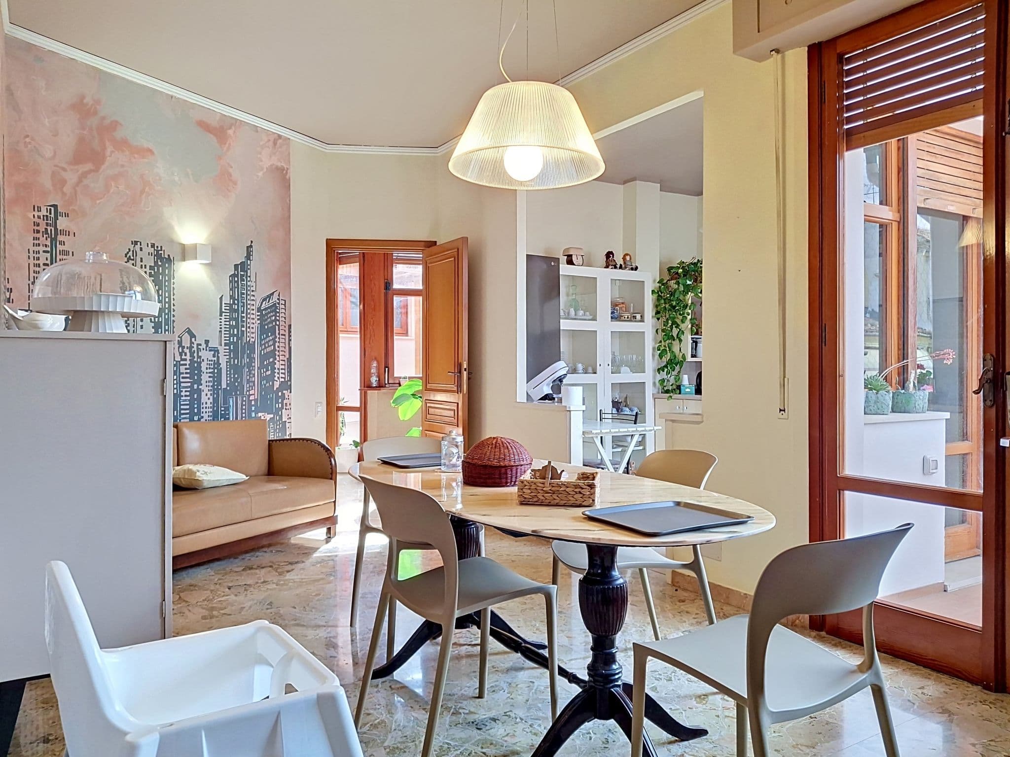 Kitchen / Dining Room