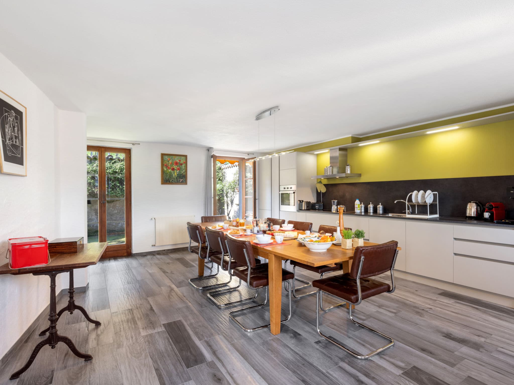Kitchen / Dining Room