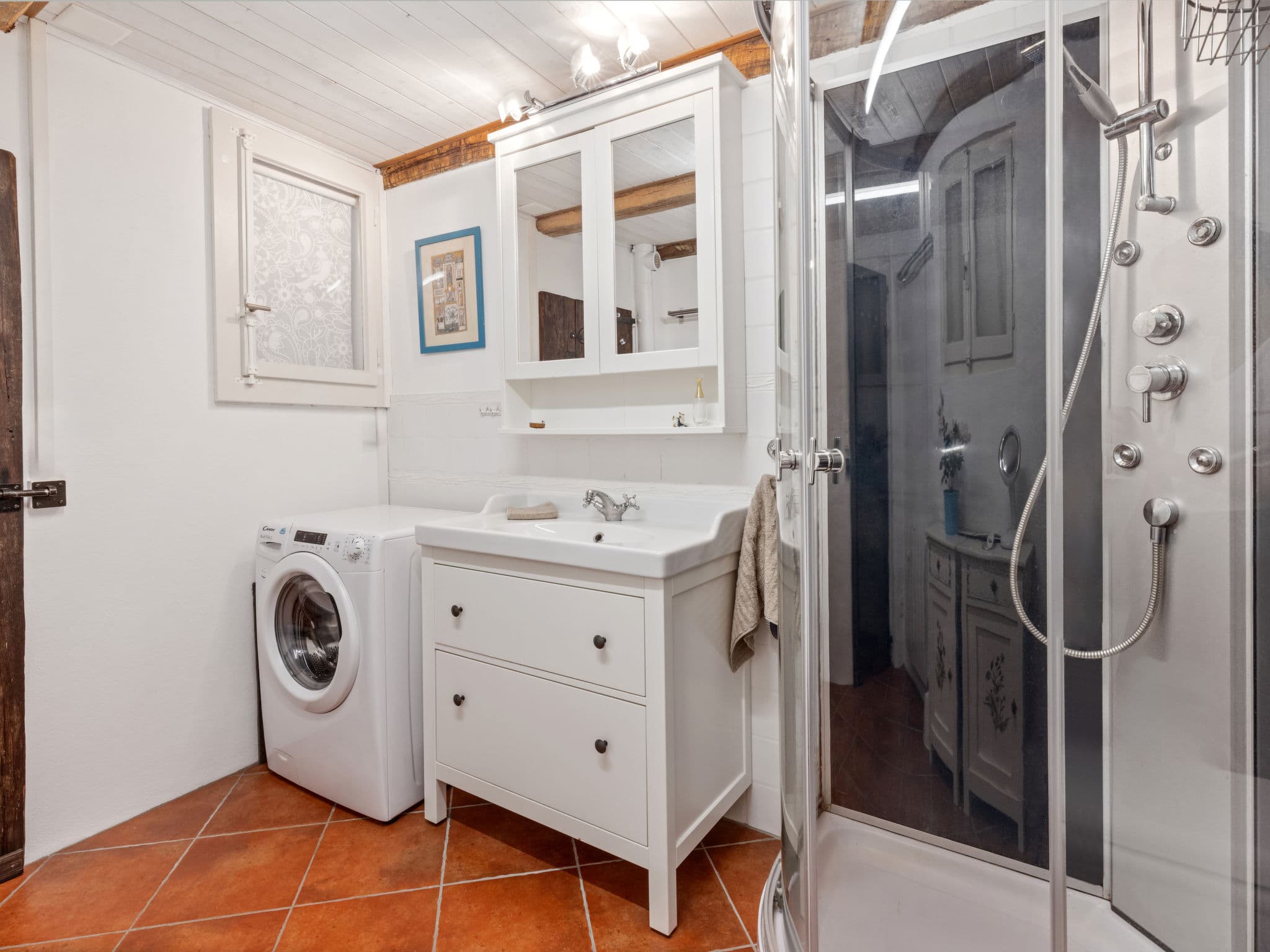 Bathroom / Wellness