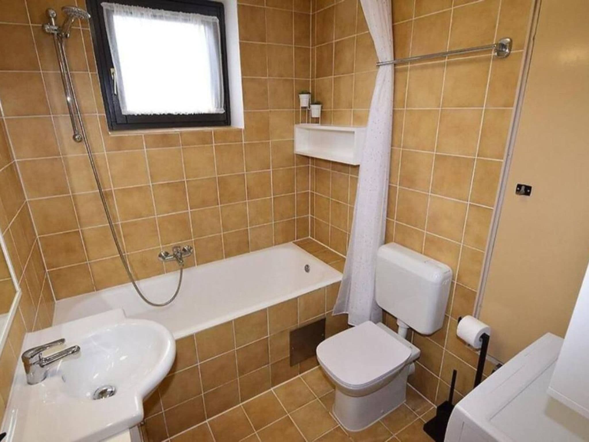 Gallery Image 11