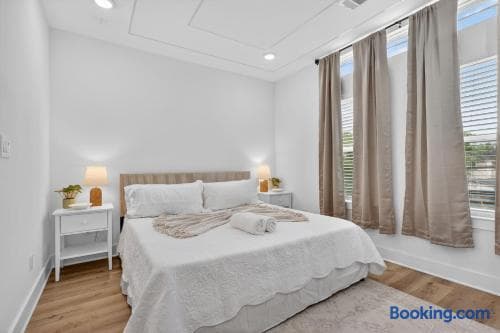 Gallery Image 38