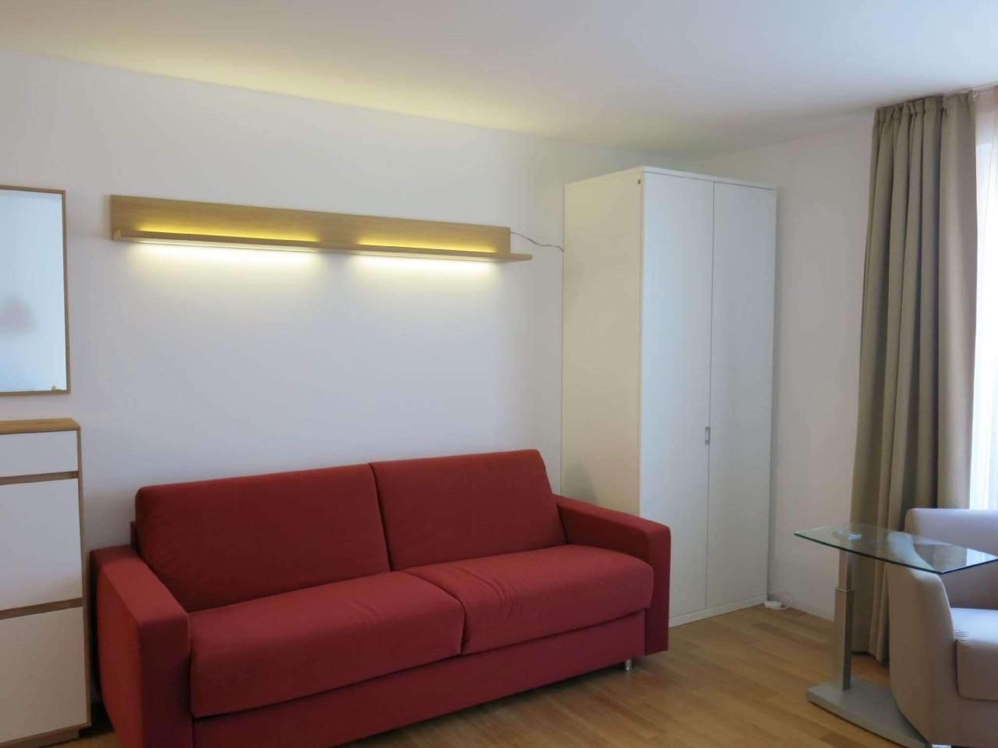 Gallery Image 13