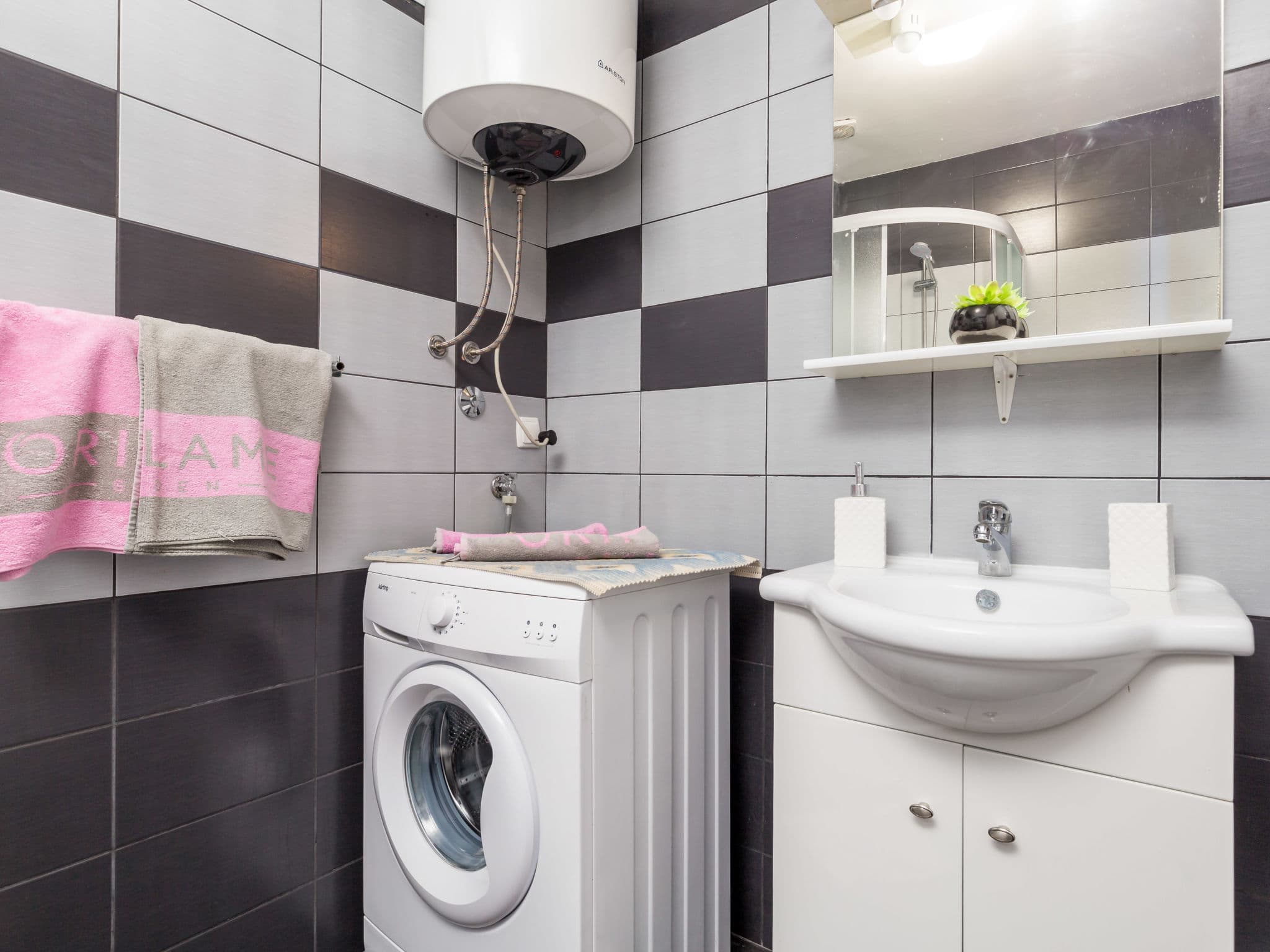 Bathroom / Wellness