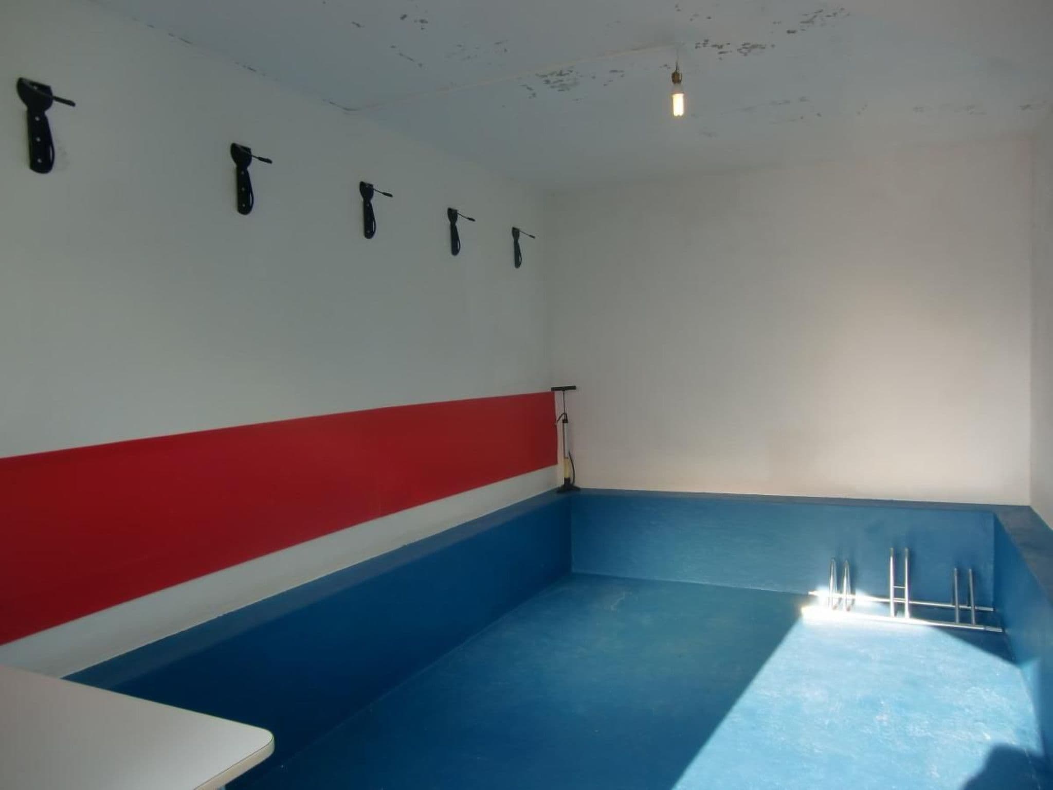 Pool Indoor