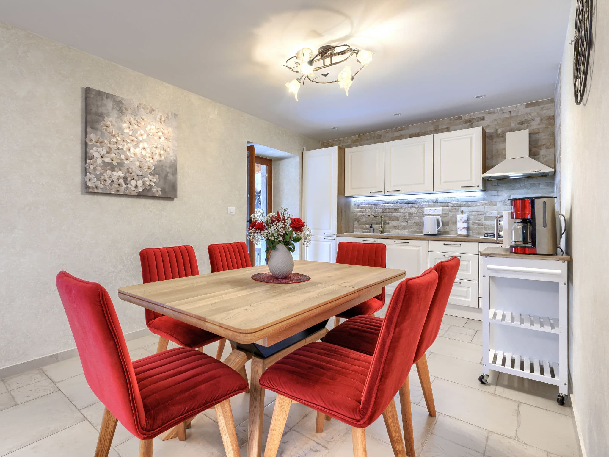 Kitchen / Dining Room