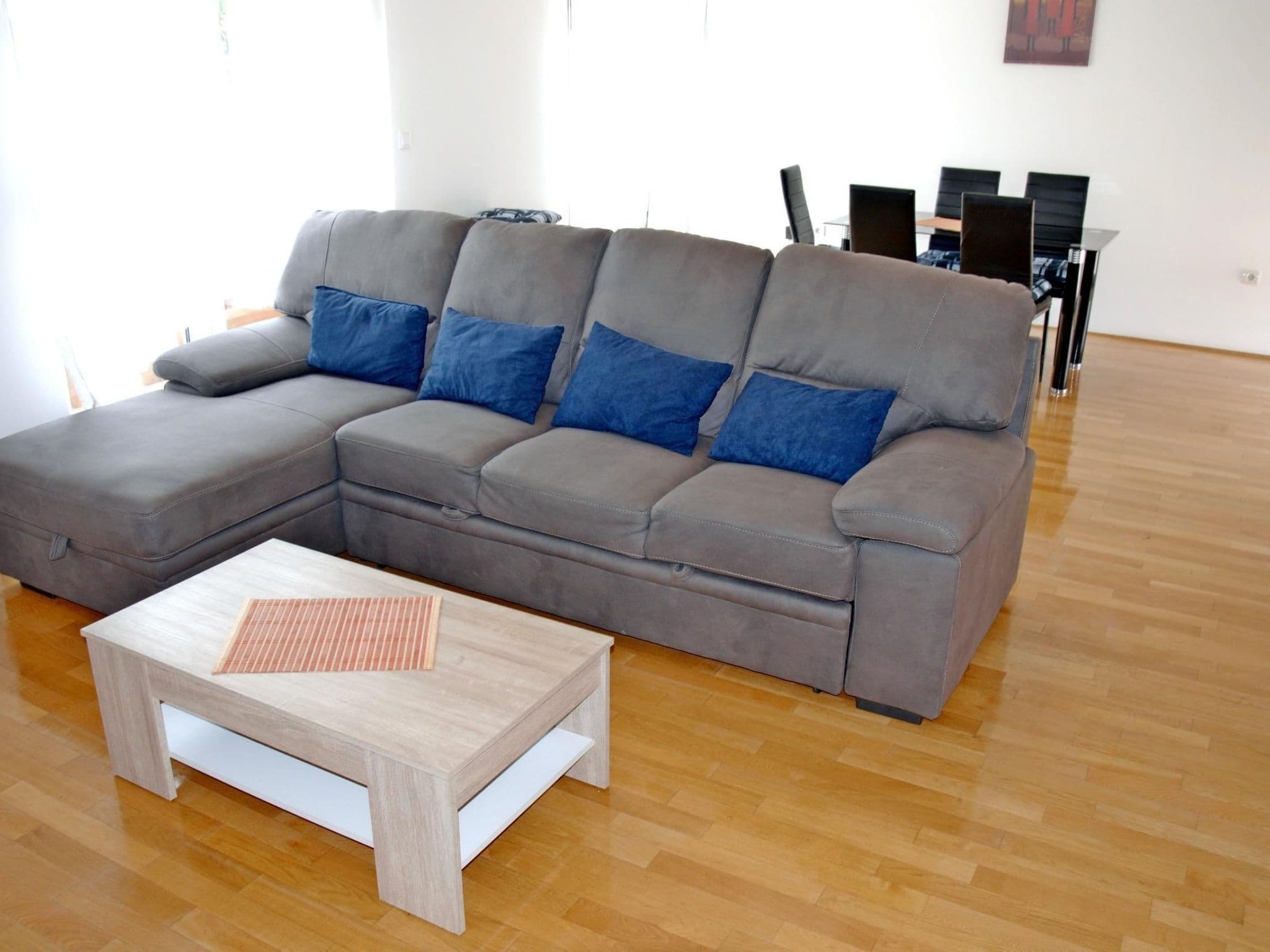 Gallery Image 9