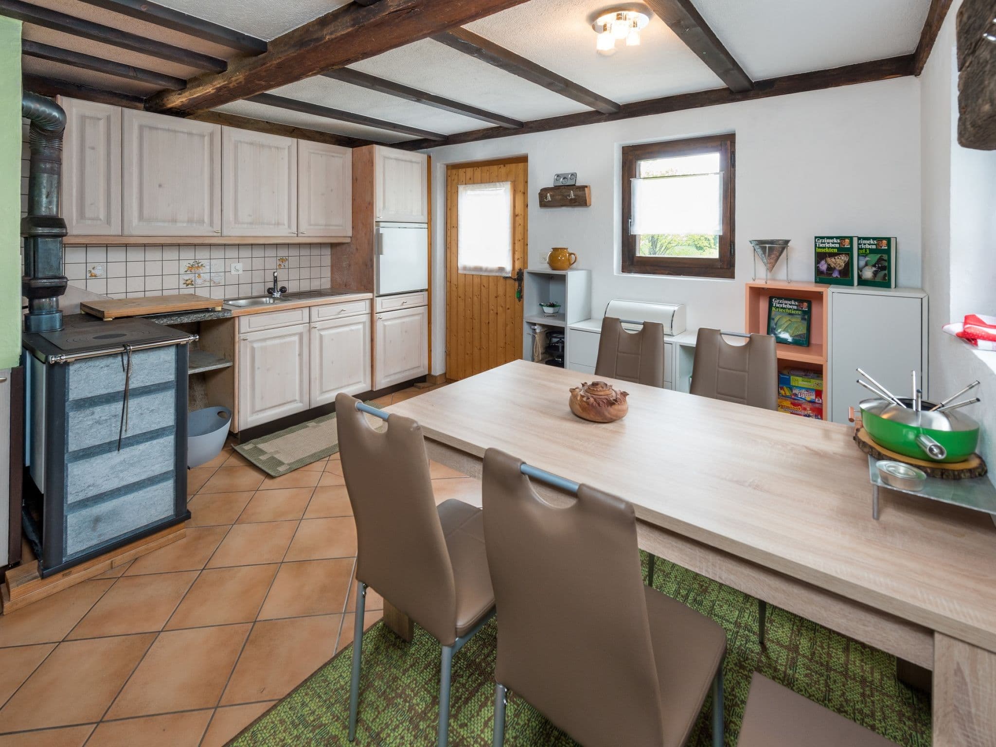 Kitchen / Dining Room