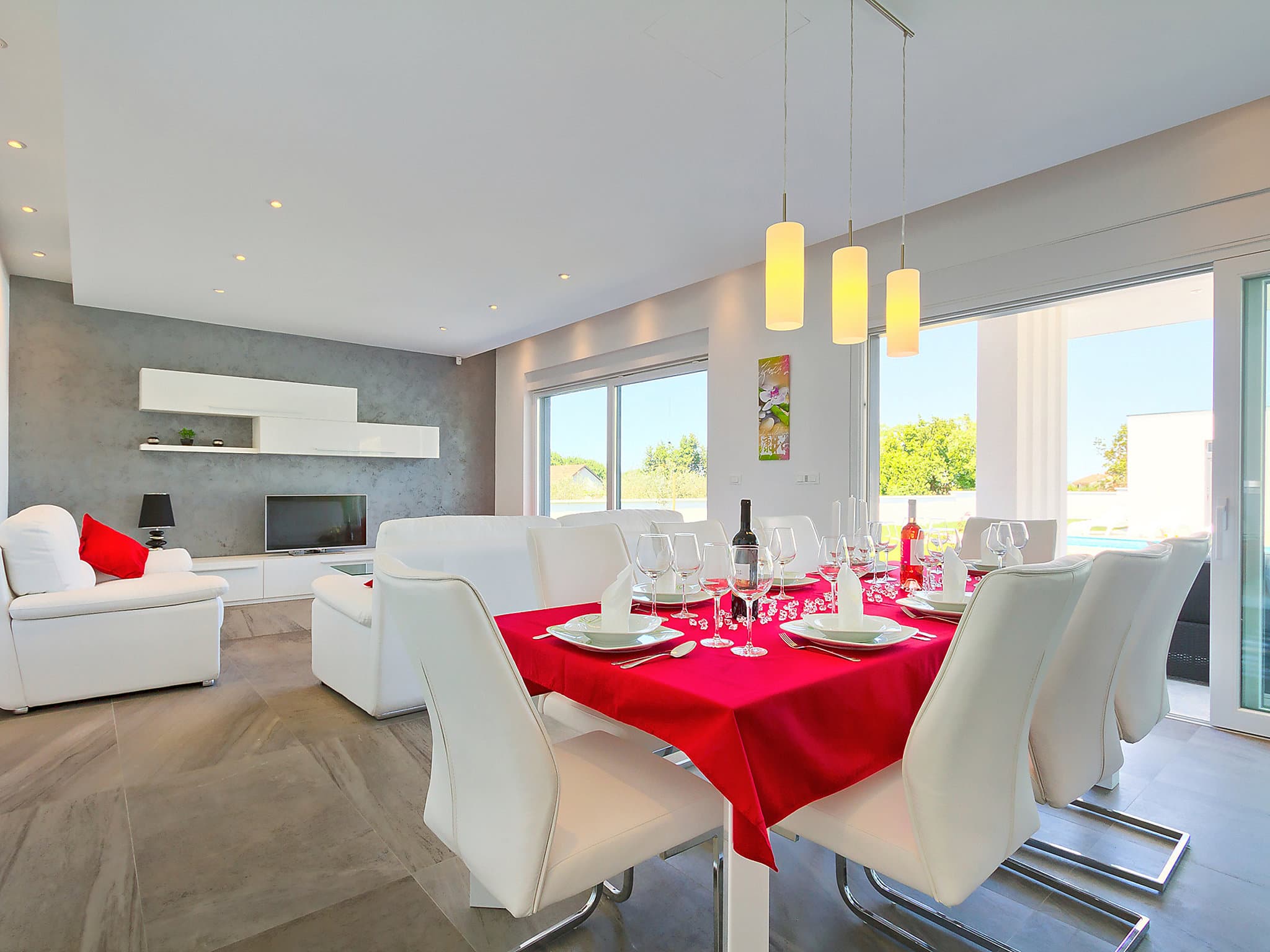 Kitchen / Dining Room