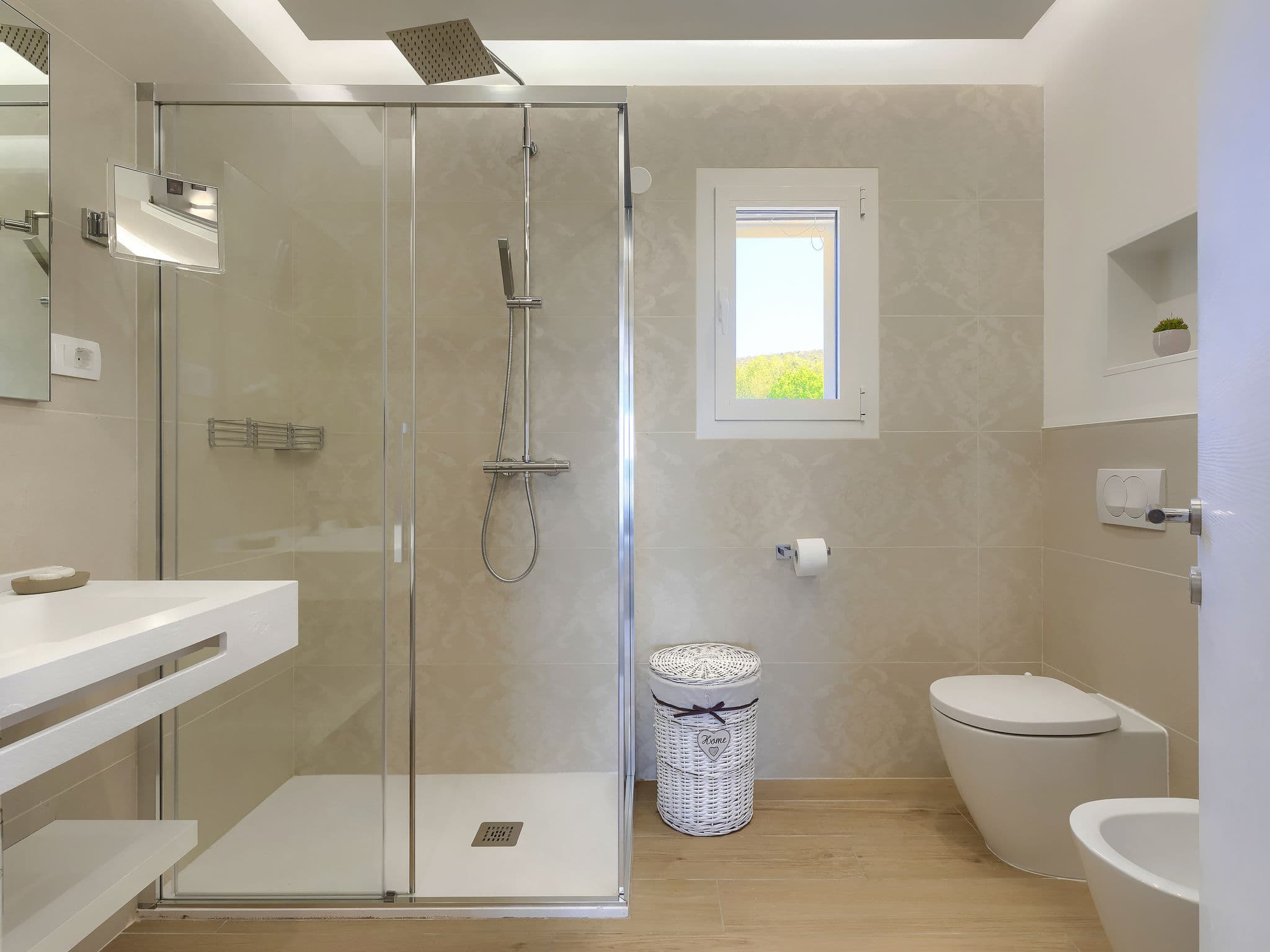 Bathroom / Wellness