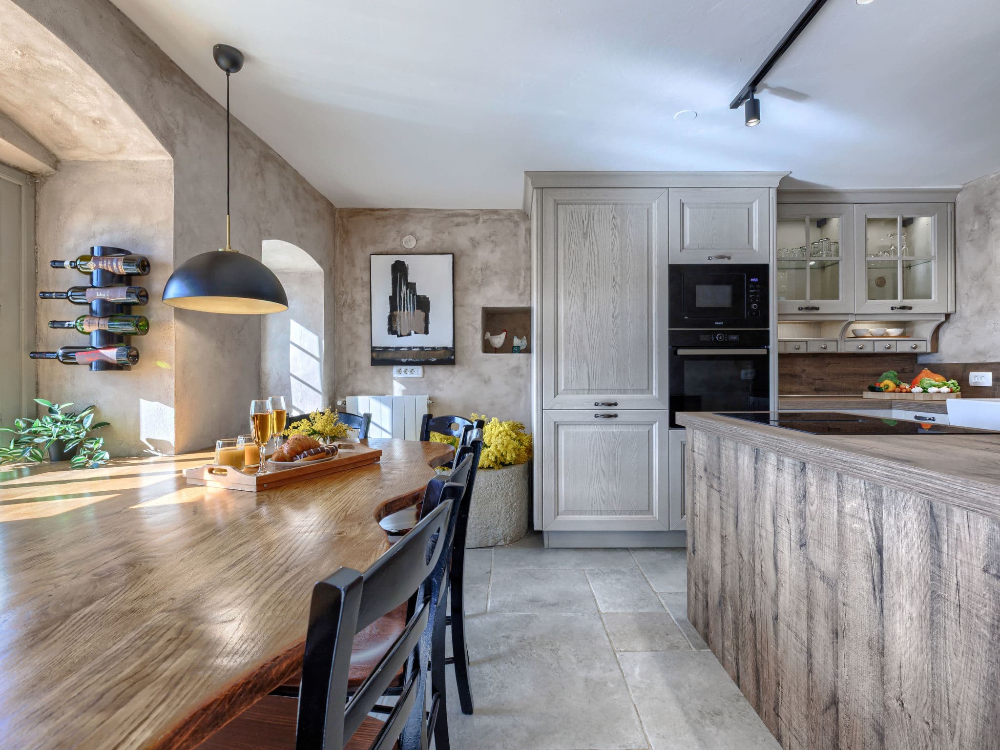 Kitchen / Dining Room