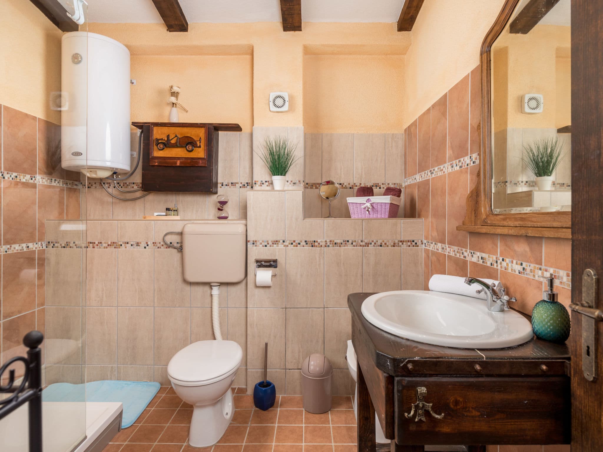 Bathroom / Wellness