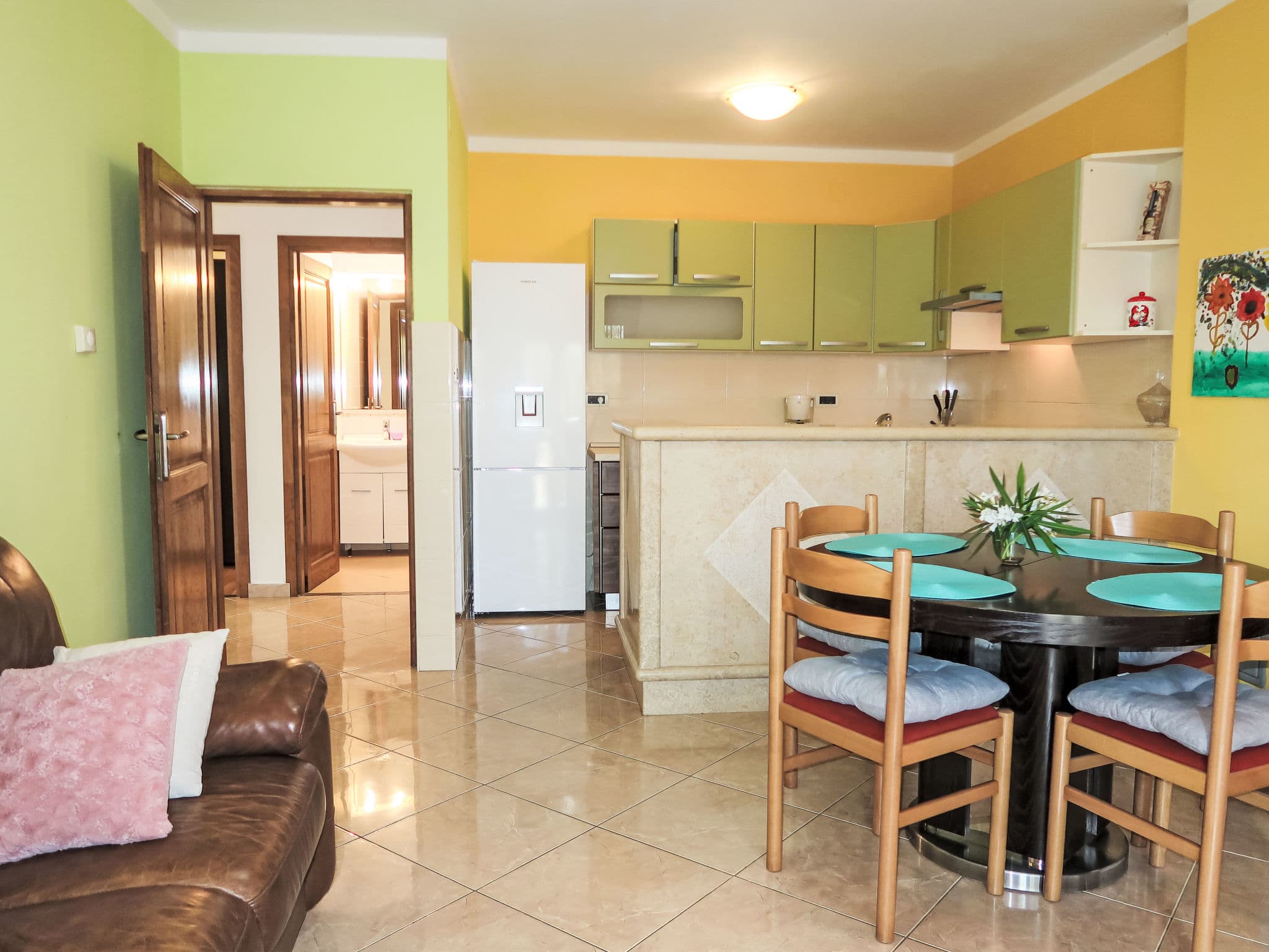 Kitchen / Dining Room