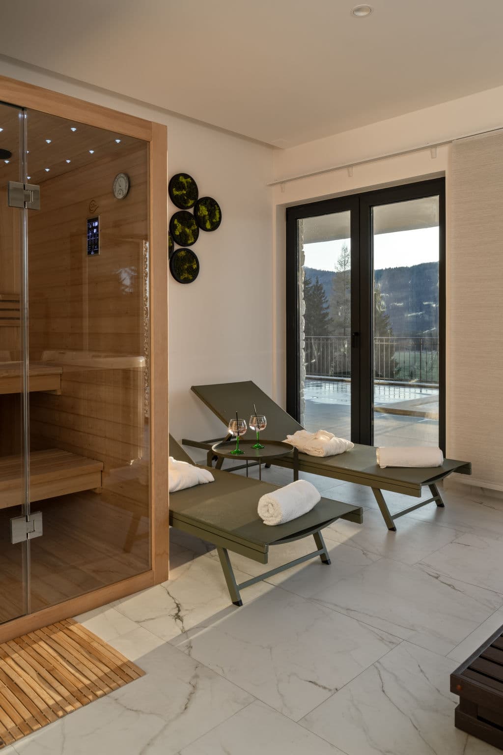 Bathroom / Wellness