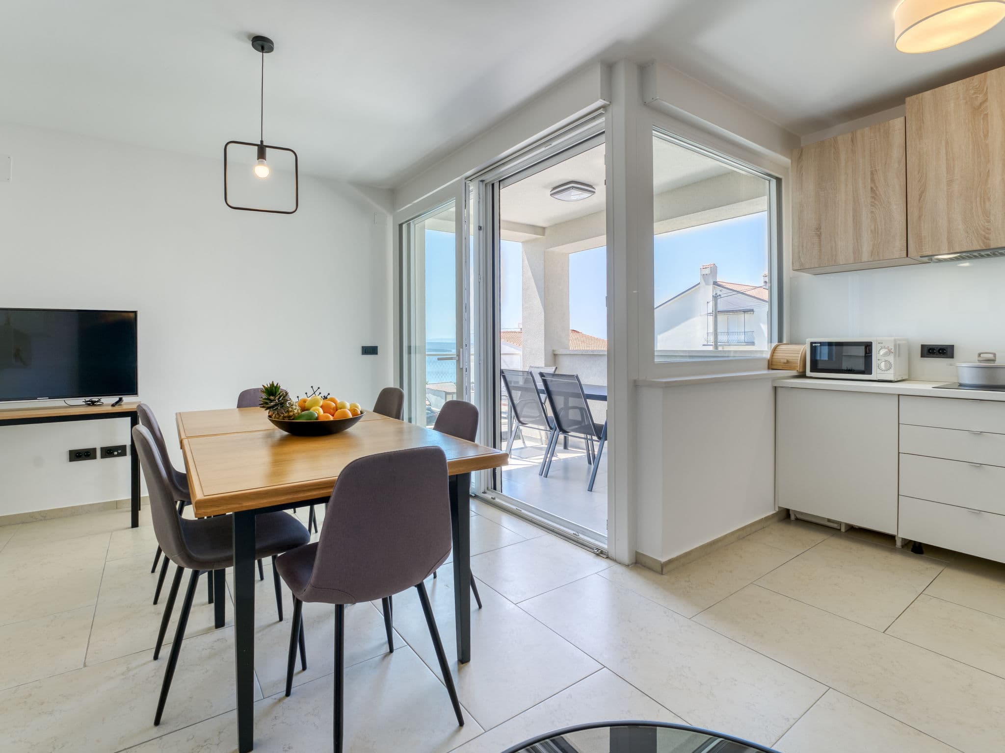 Kitchen / Dining Room