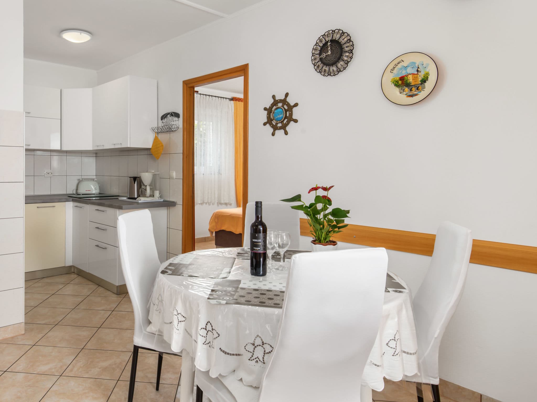 Kitchen / Dining Room