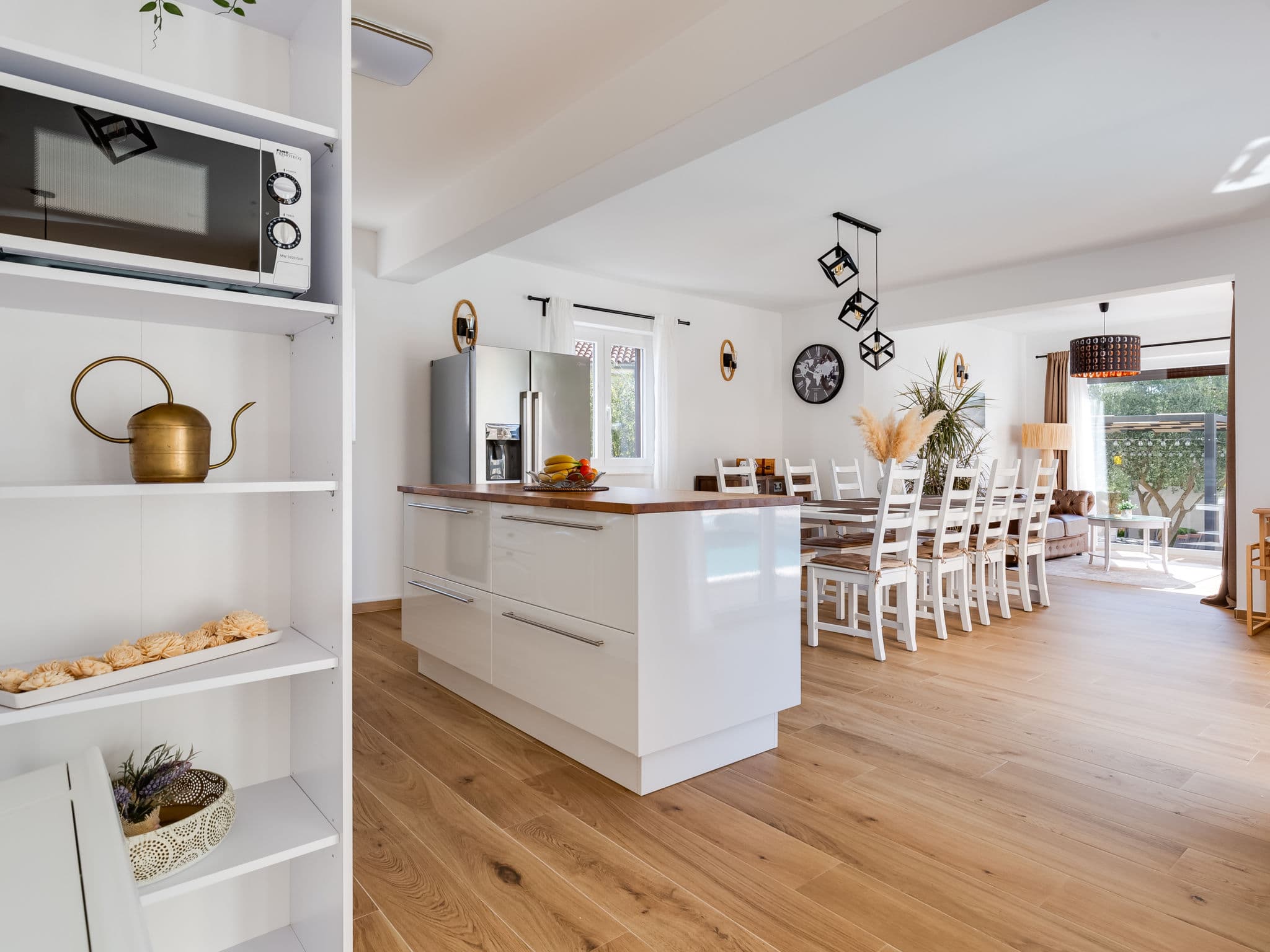 Kitchen / Dining Room