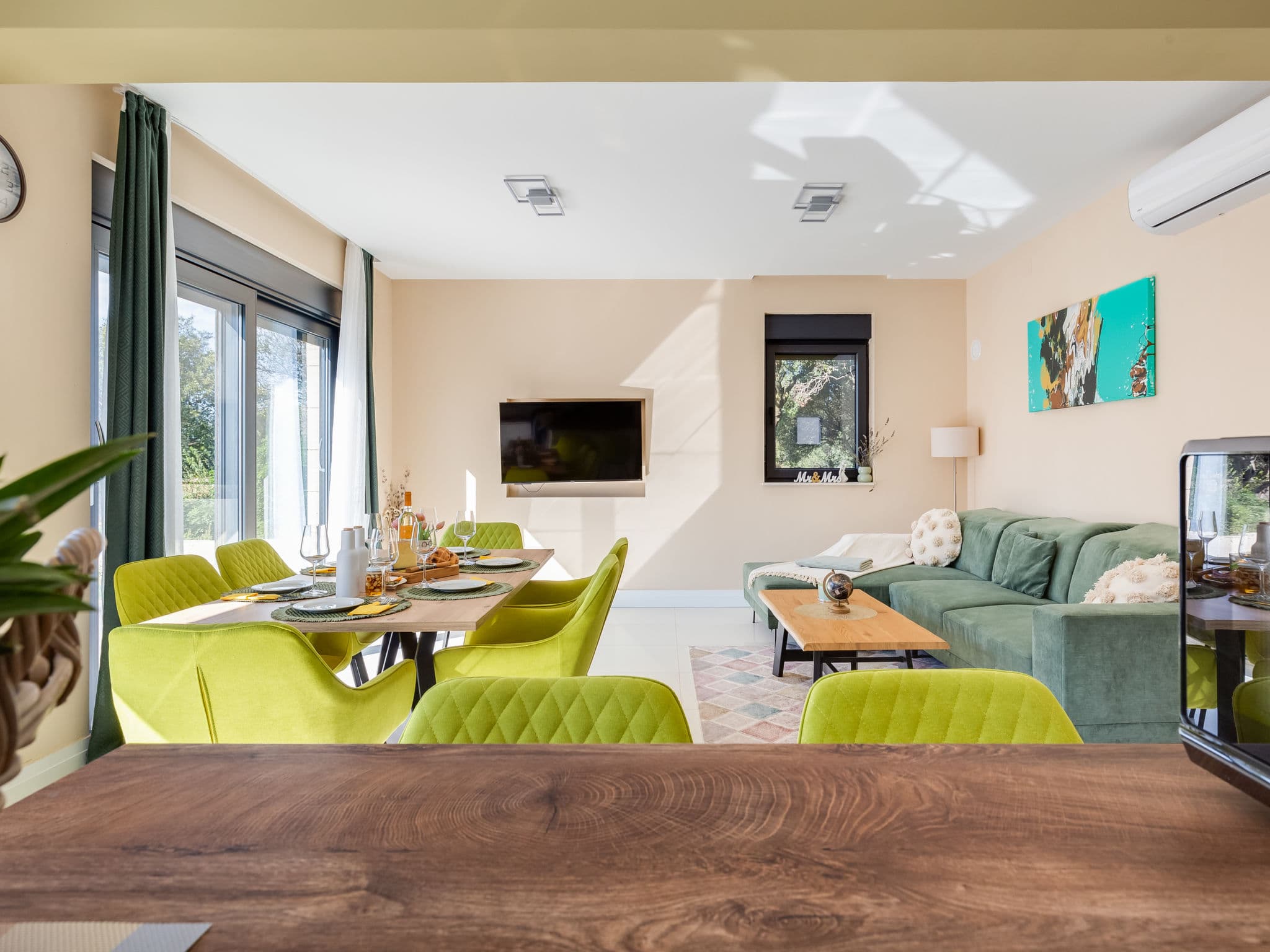 Kitchen / Dining Room