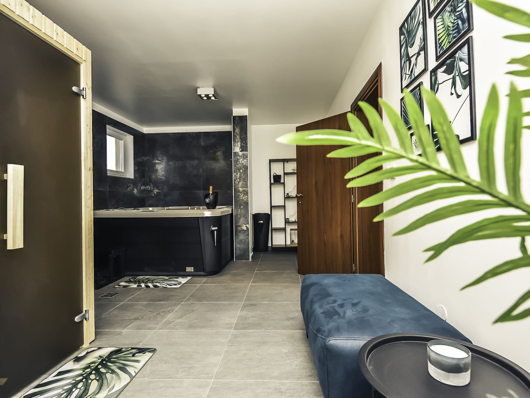 Bathroom / Wellness