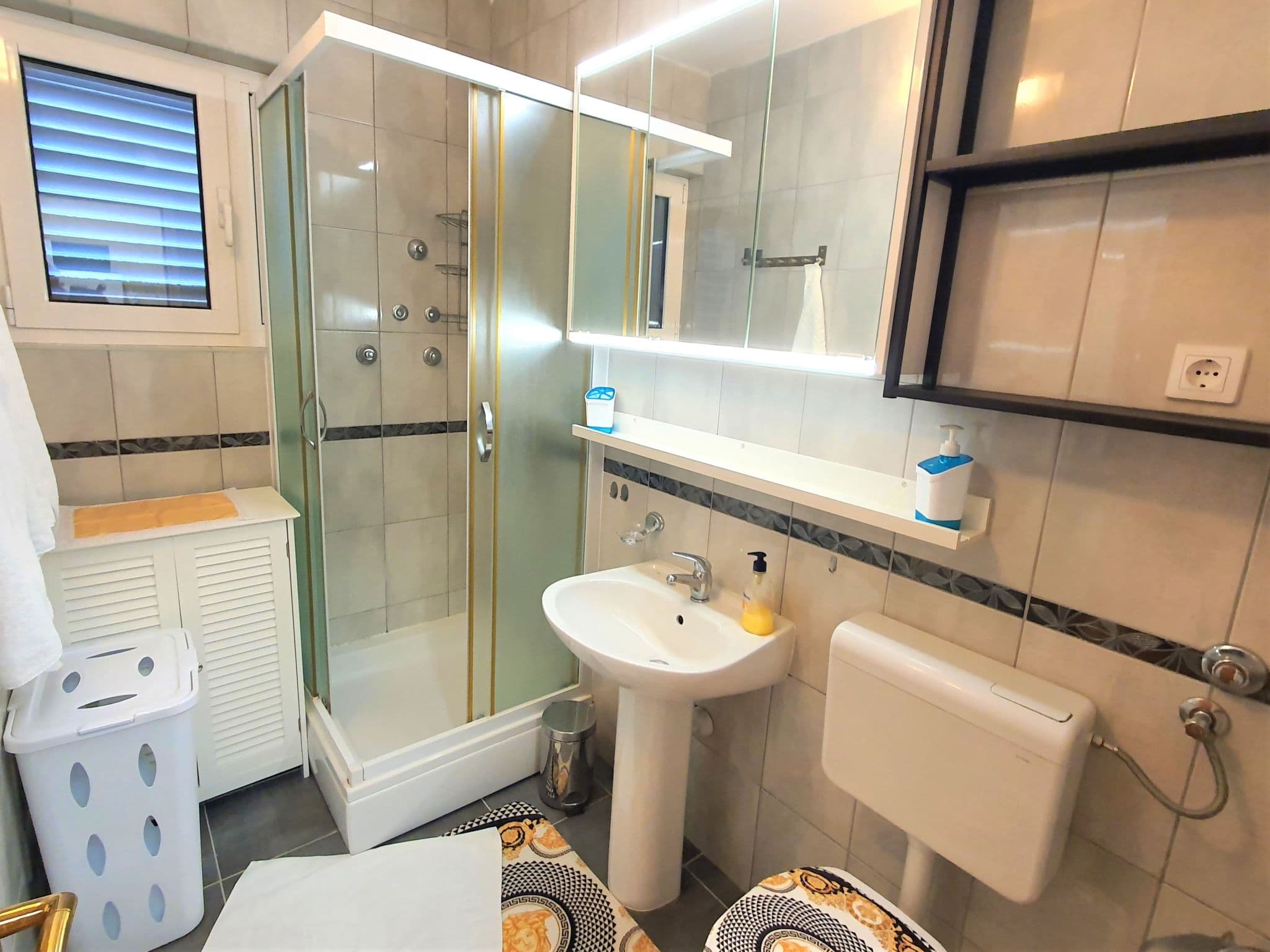 Bathroom / Wellness