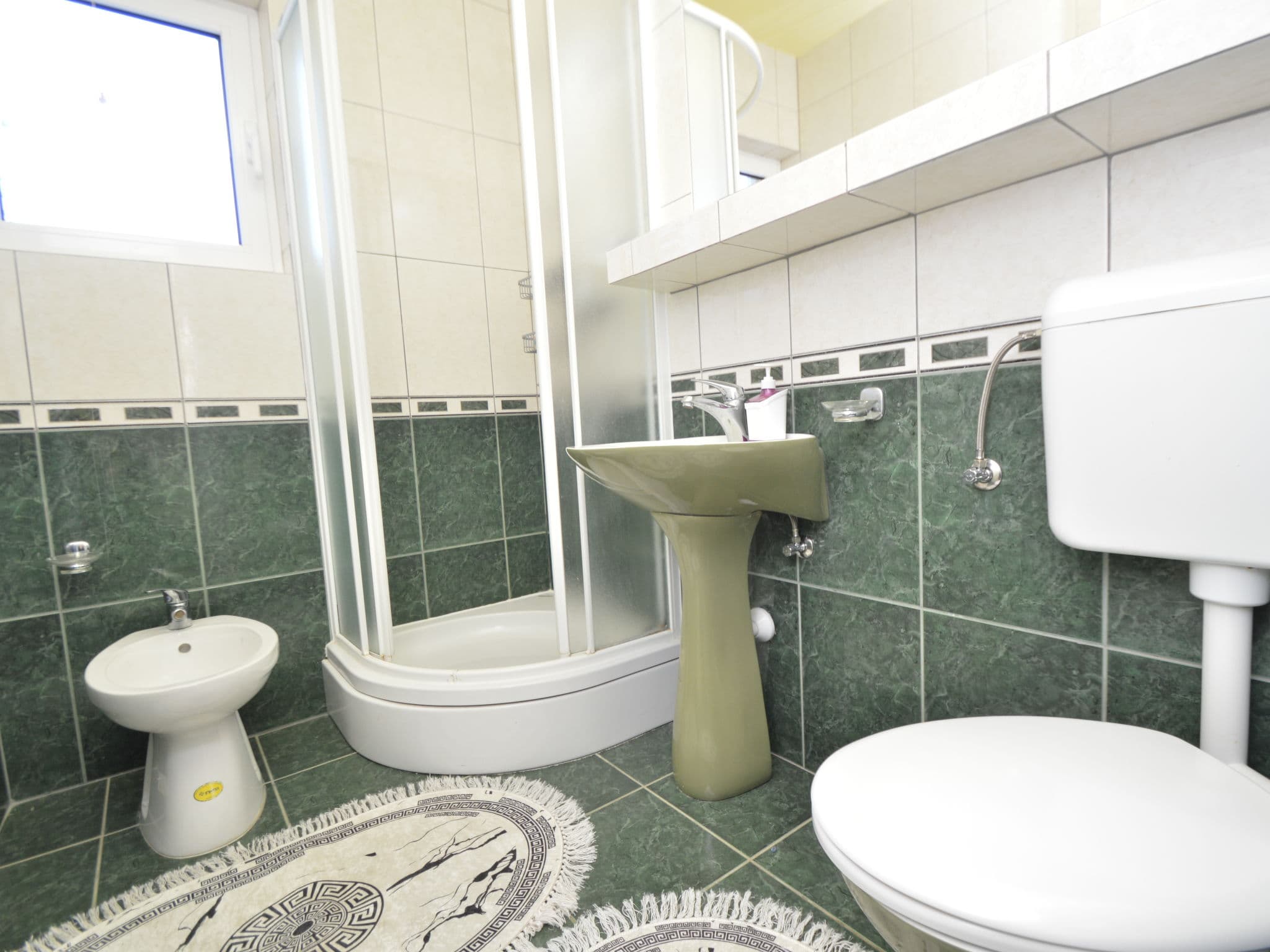 Bathroom / Wellness
