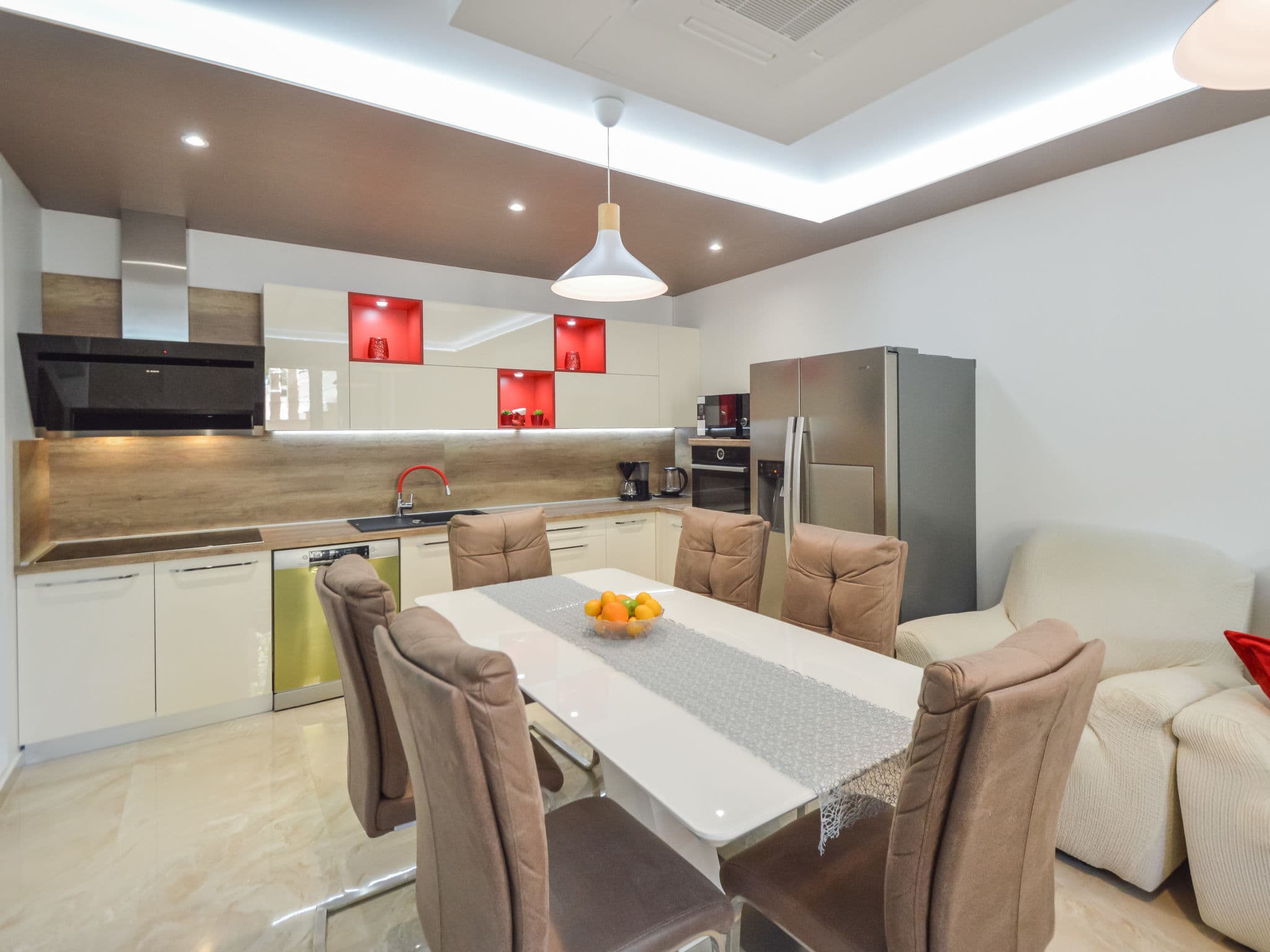 Kitchen / Dining Room