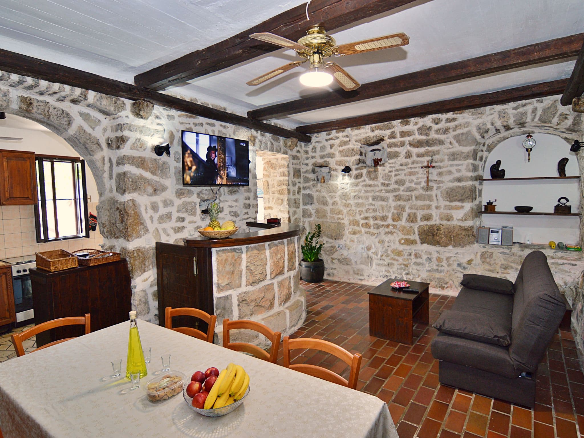 Kitchen / Dining Room