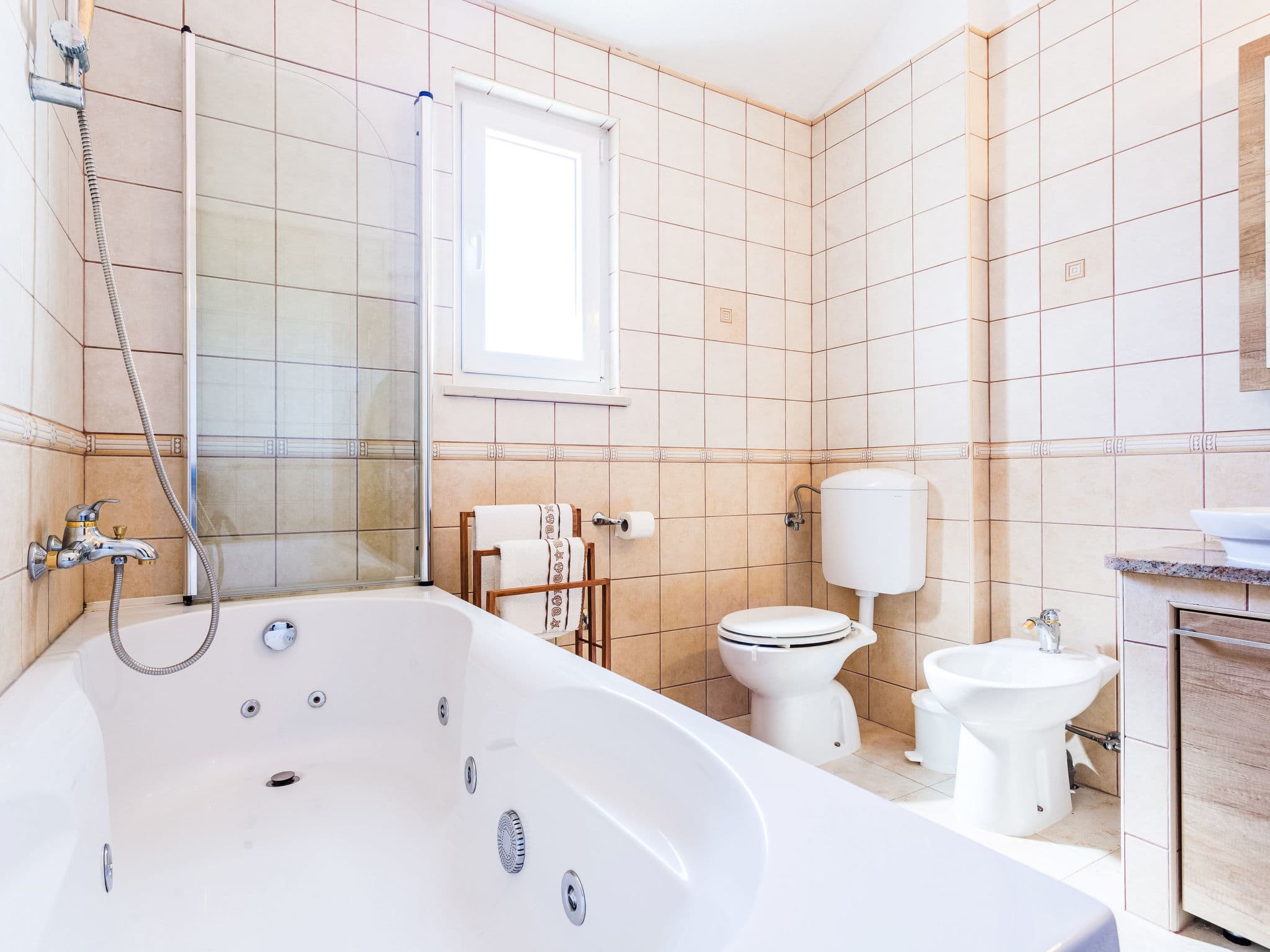 Bathroom / Wellness