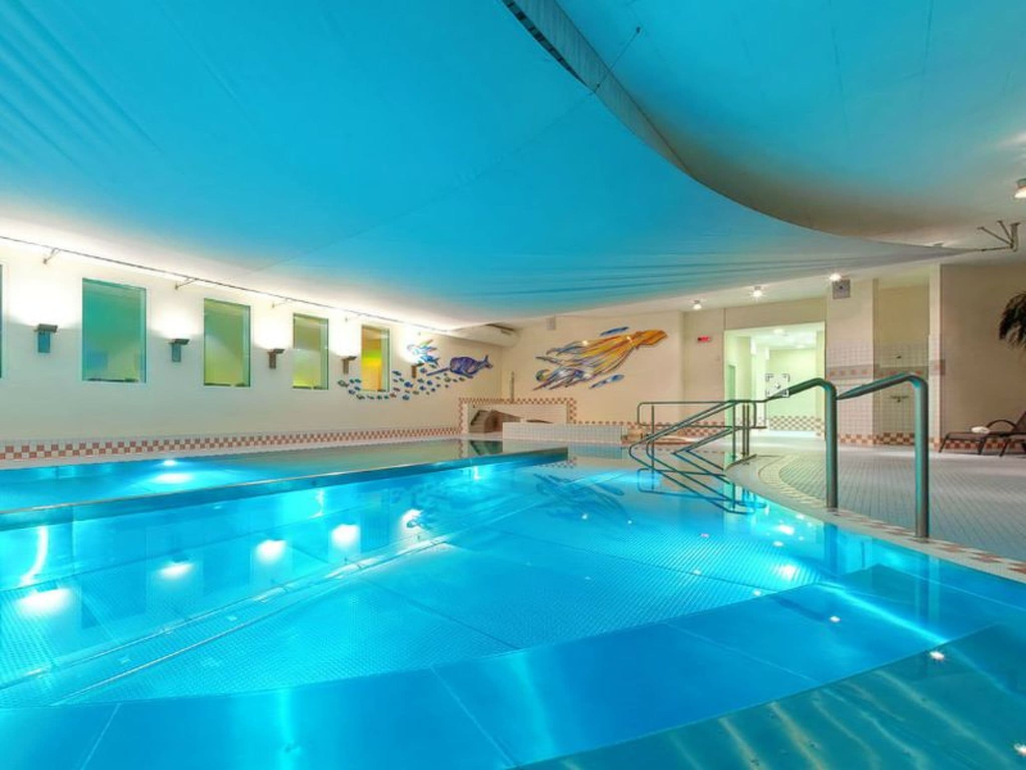Pool Indoor
