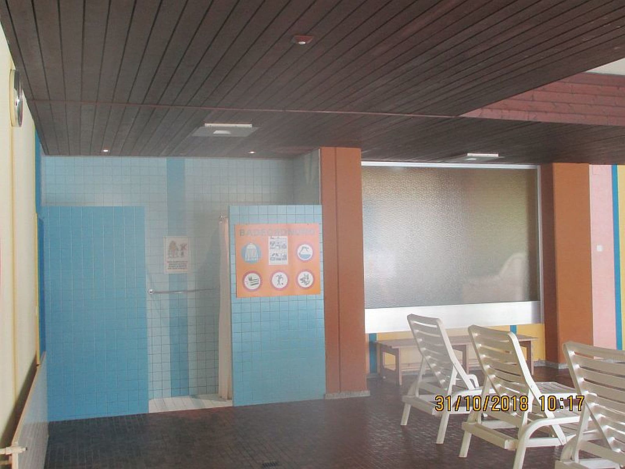 Pool Indoor
