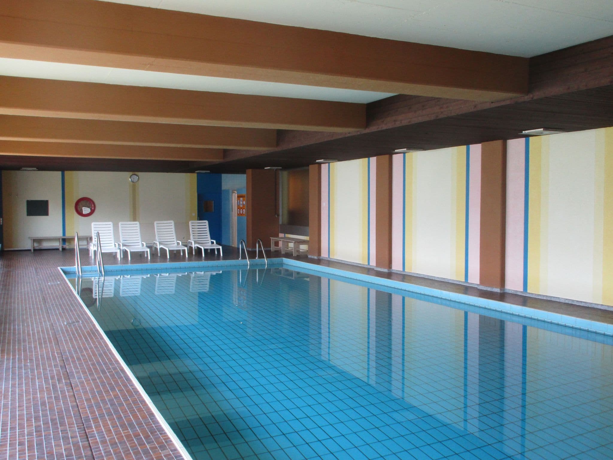 Pool Indoor