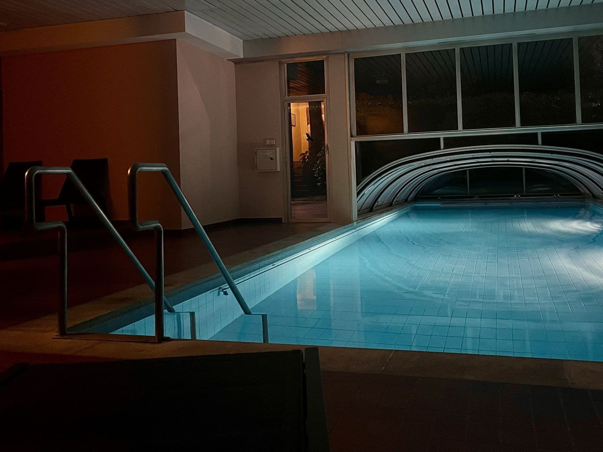 Pool Indoor
