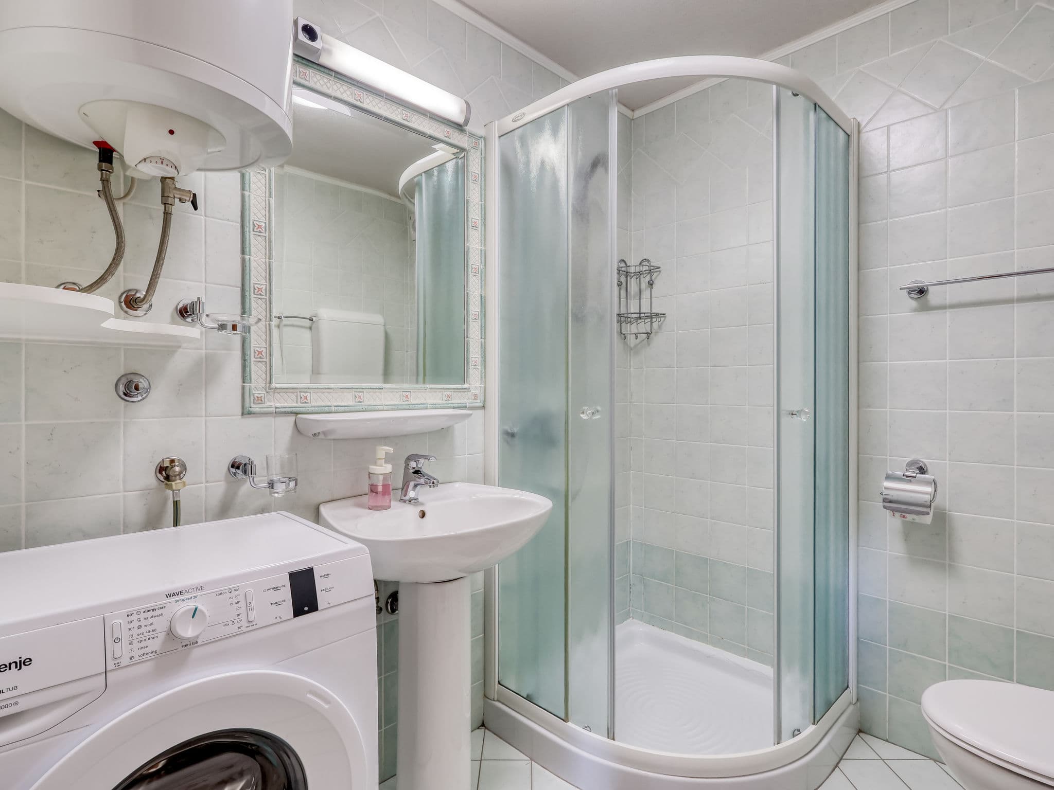Bathroom / Wellness