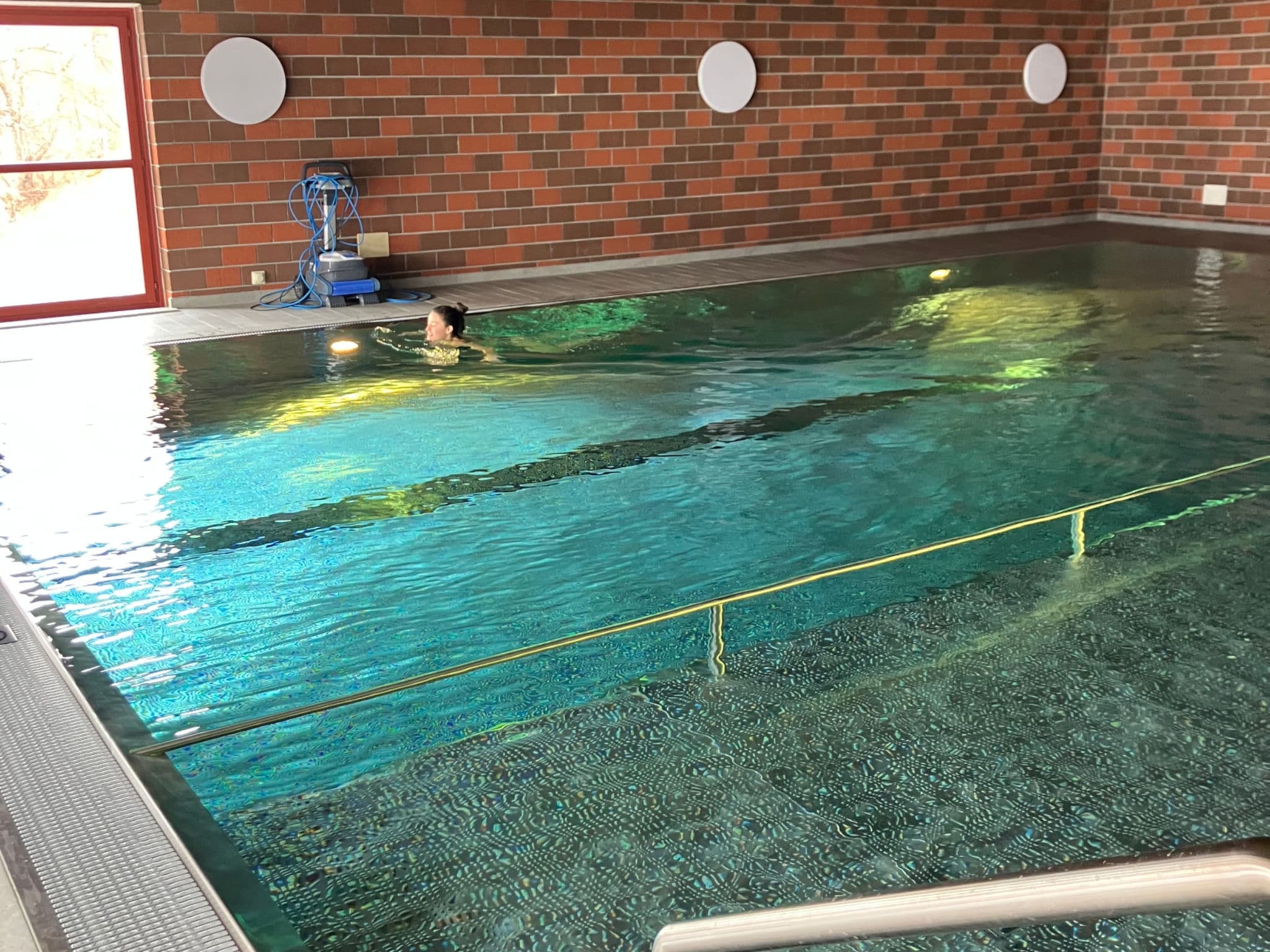 Pool Indoor