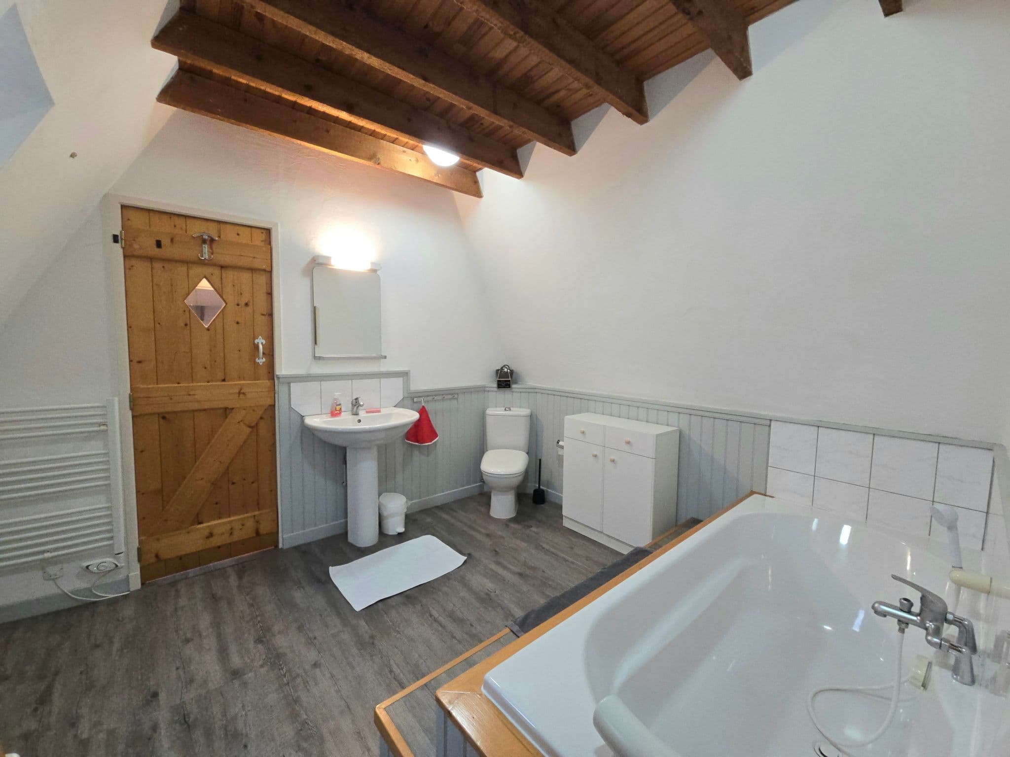 Bathroom / Wellness