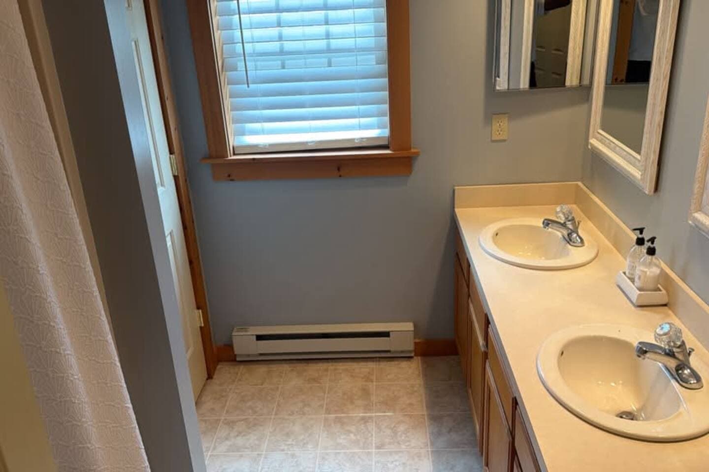 Gallery Image 16