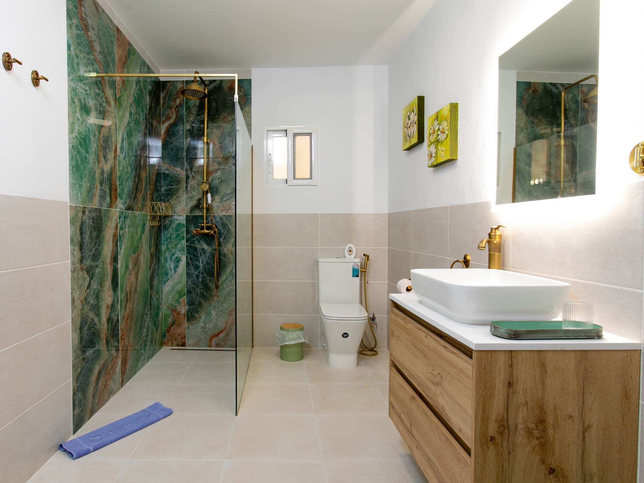 Bathroom / Wellness