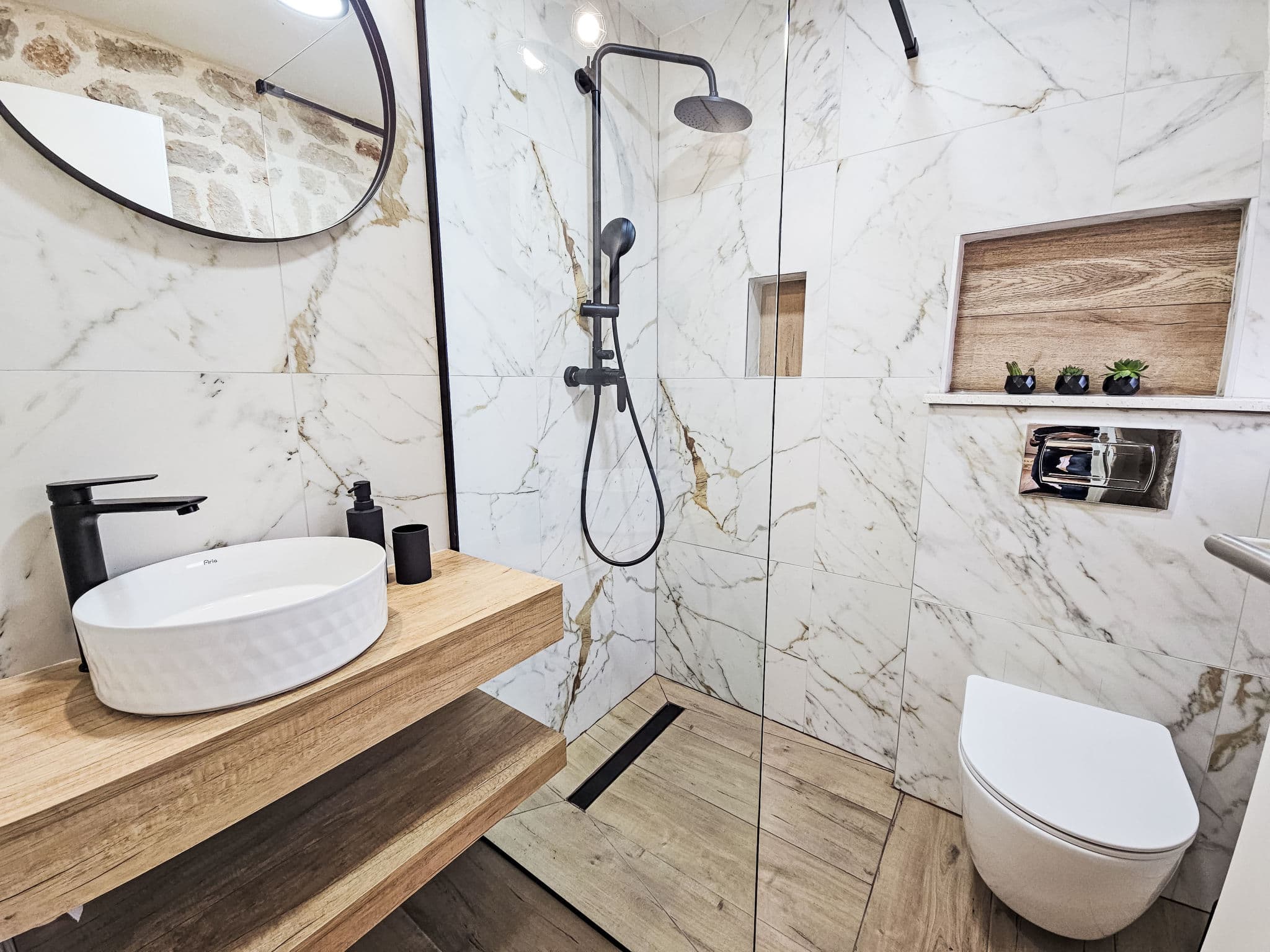Bathroom / Wellness