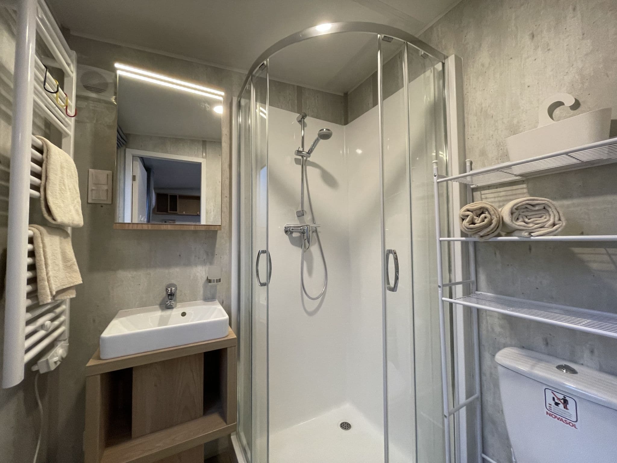 Bathroom / Wellness
