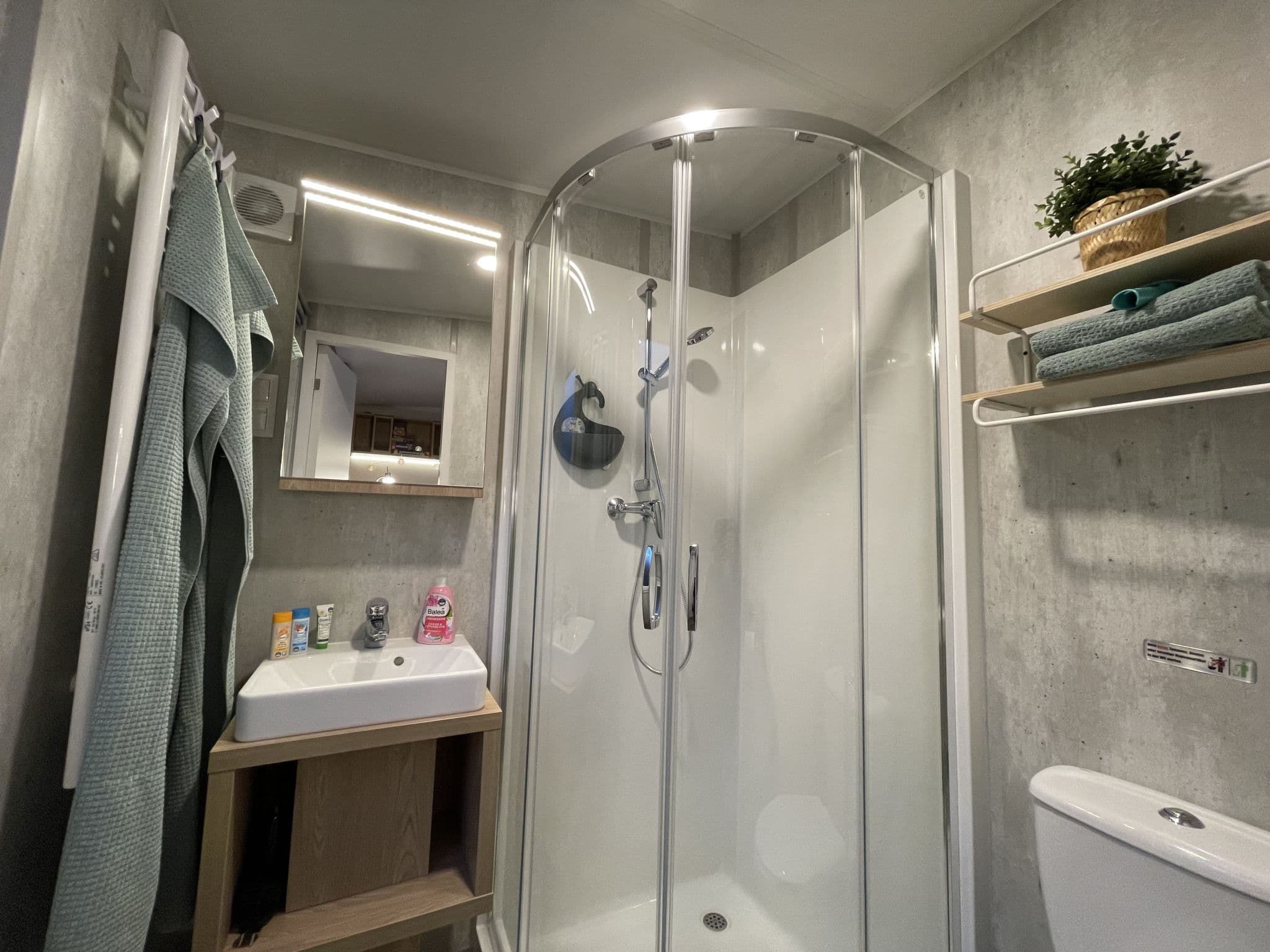 Bathroom / Wellness