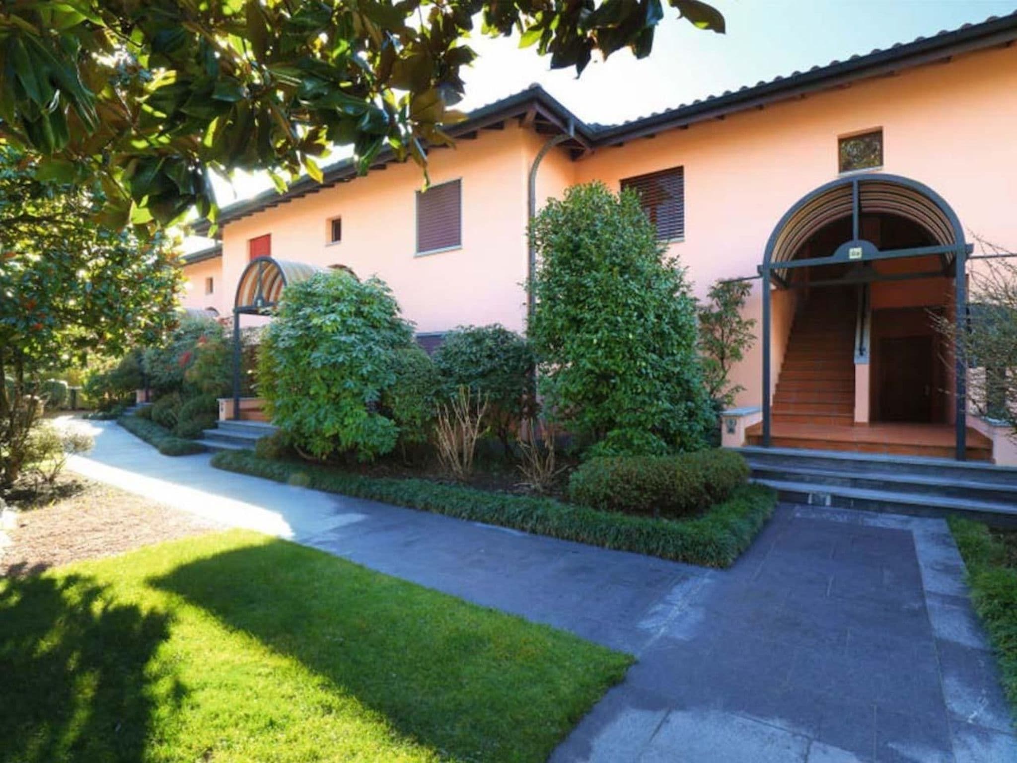 Gallery Image 10