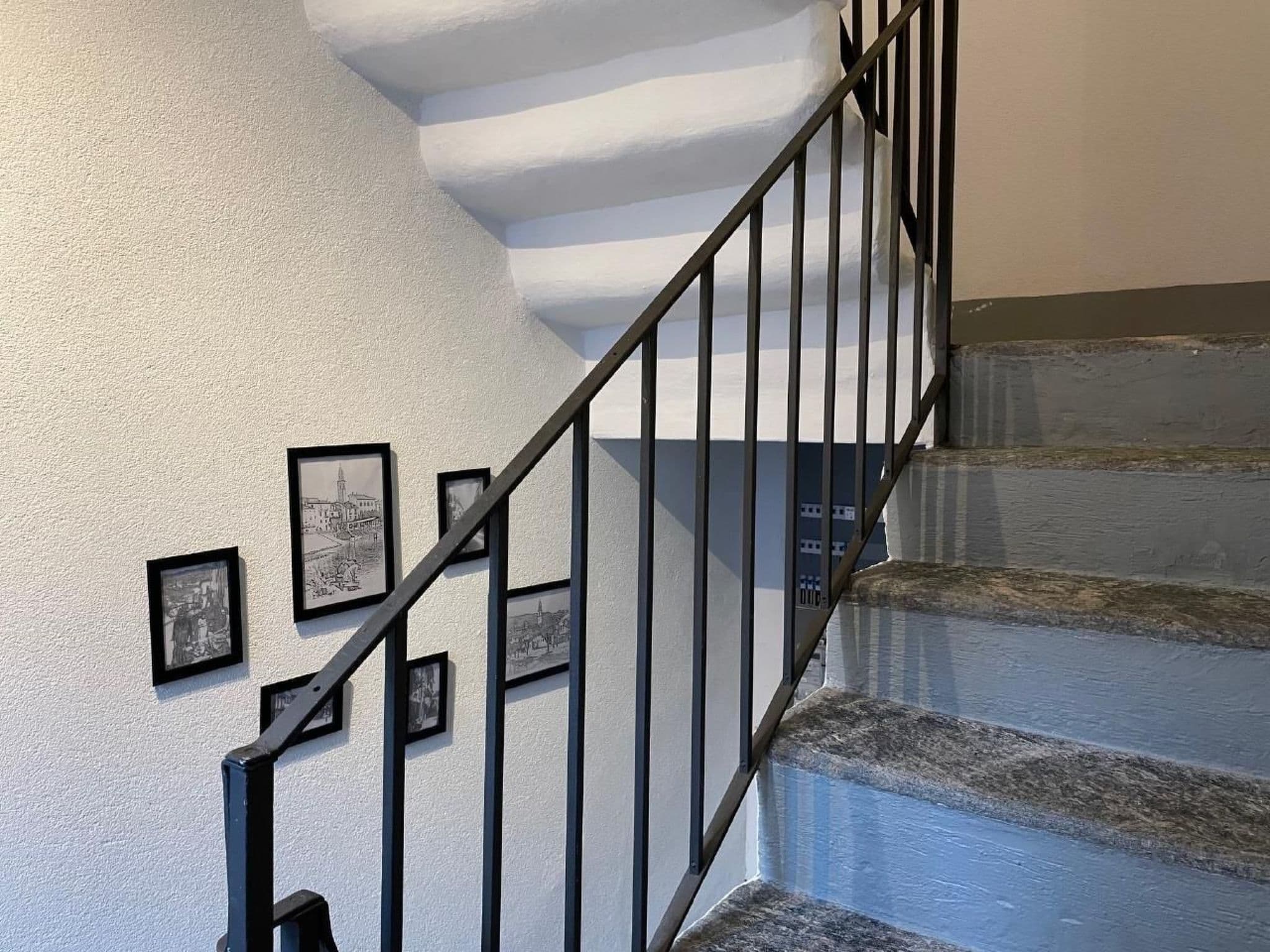 Gallery Image 14