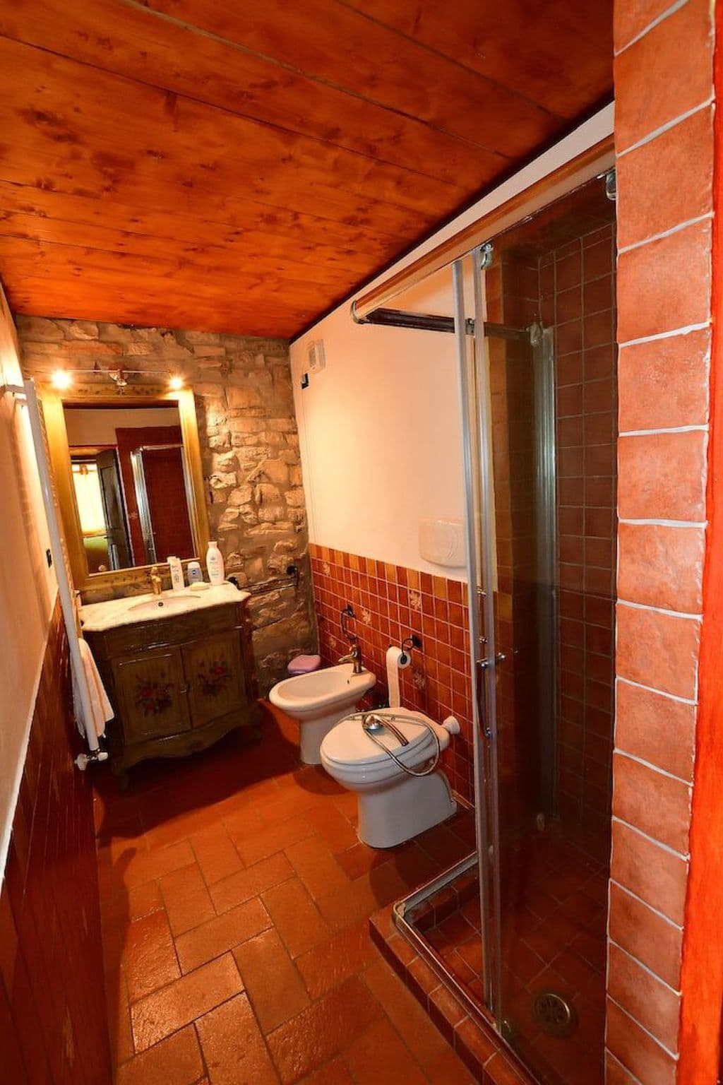 Bathroom / Wellness