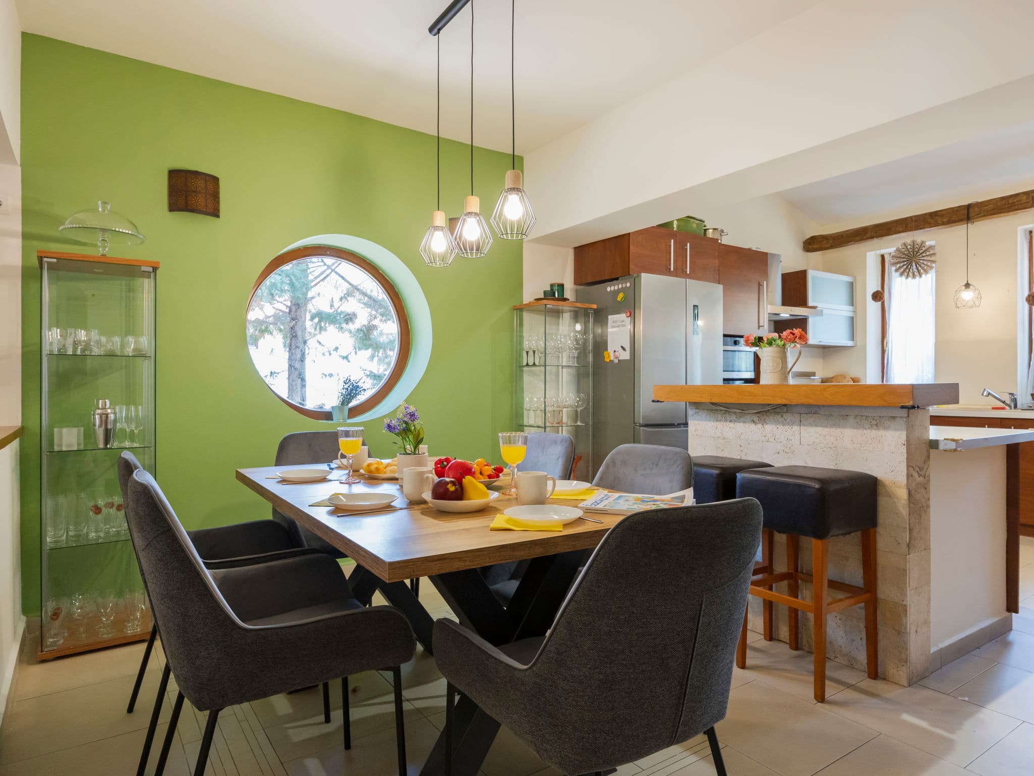 Kitchen / Dining Room