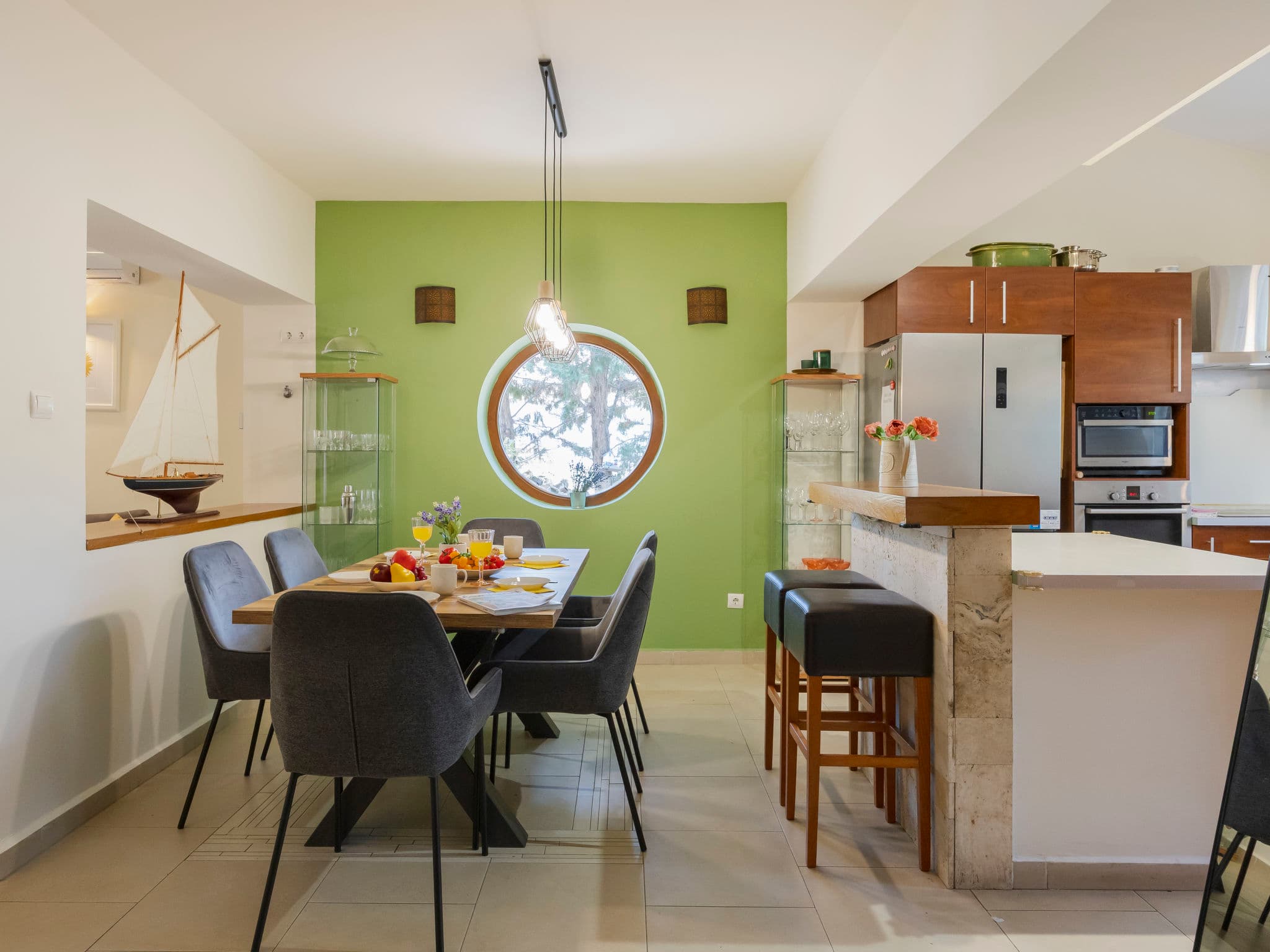 Kitchen / Dining Room